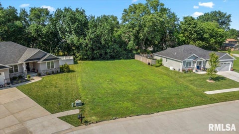 Vacant Land For Sale - 83 Firefly Court<br/> Chatham, IL 62629