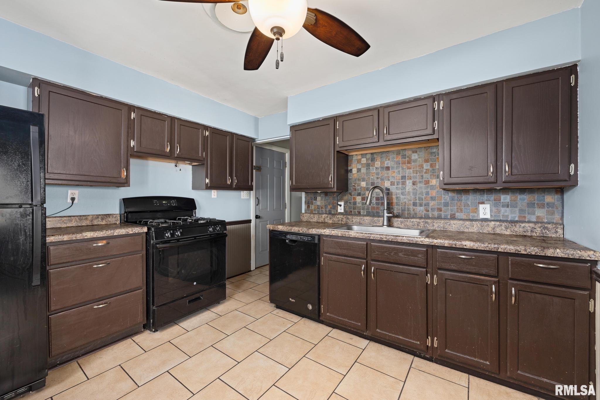812 W Ridge Road, Peoria, Illinois image 7