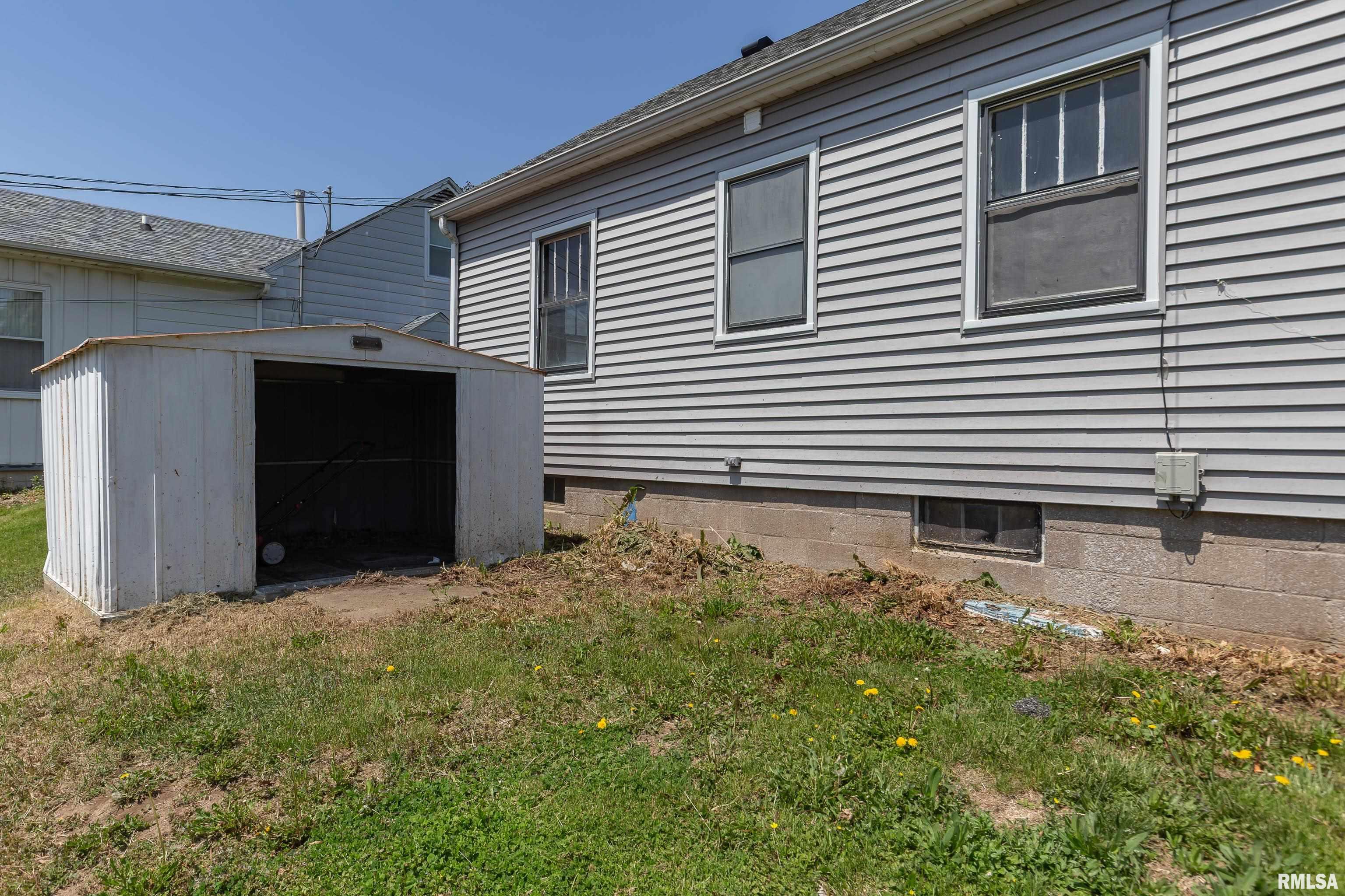 1641 W 36th Street, Davenport, Iowa image 5