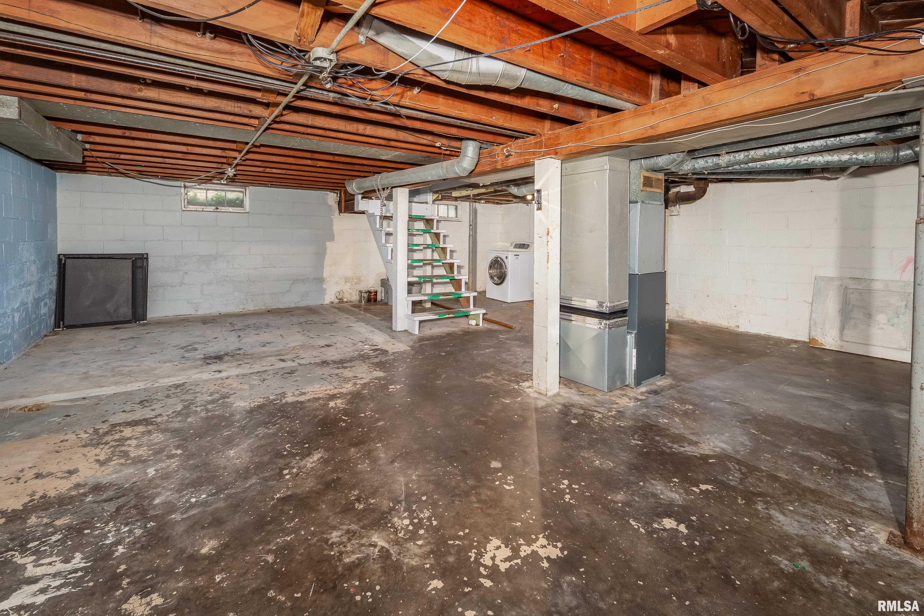 1641 W 36th Street, Davenport, Iowa image 31