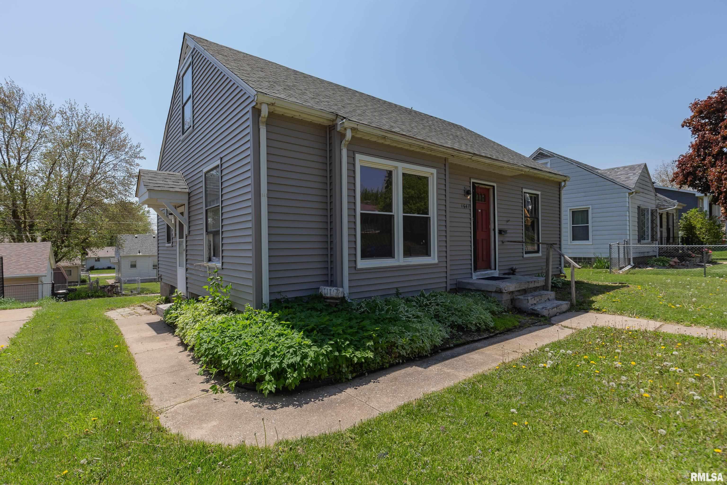 1641 W 36th Street, Davenport, Iowa image 2