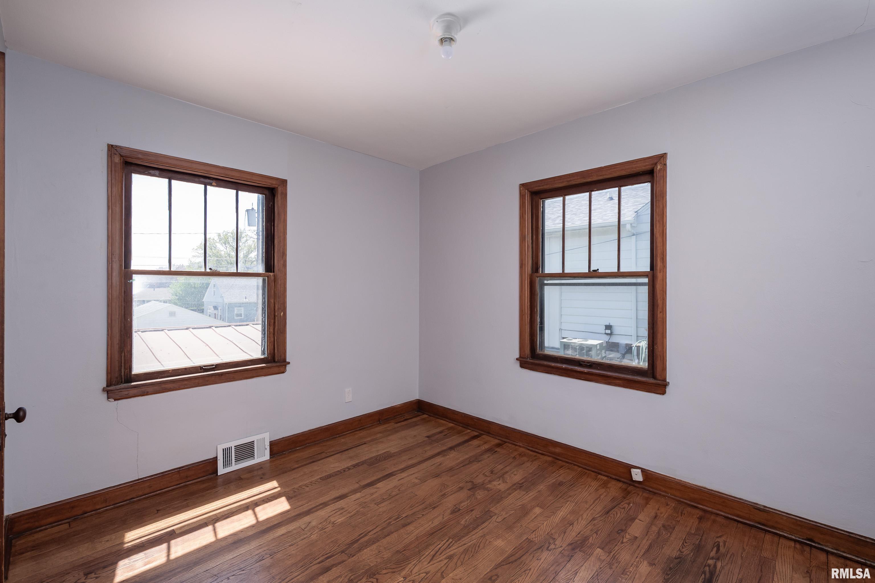 1641 W 36th Street, Davenport, Iowa image 19