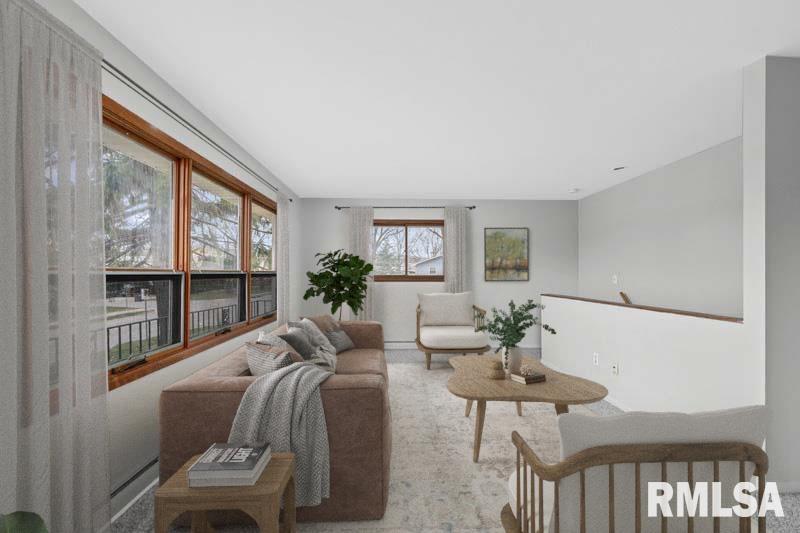 1002 Hillside Drive, Bettendorf, Iowa image 3