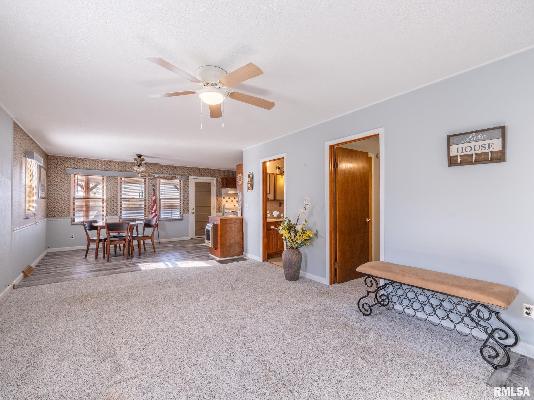6334 Macs Road, Manito, Illinois image 3