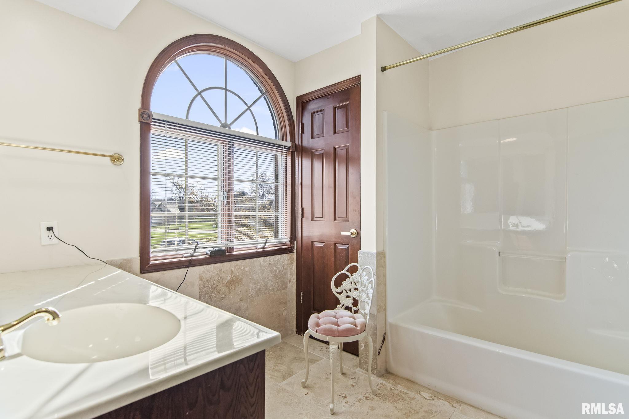 3805 Greenfield Court, Springfield, Illinois image 21
