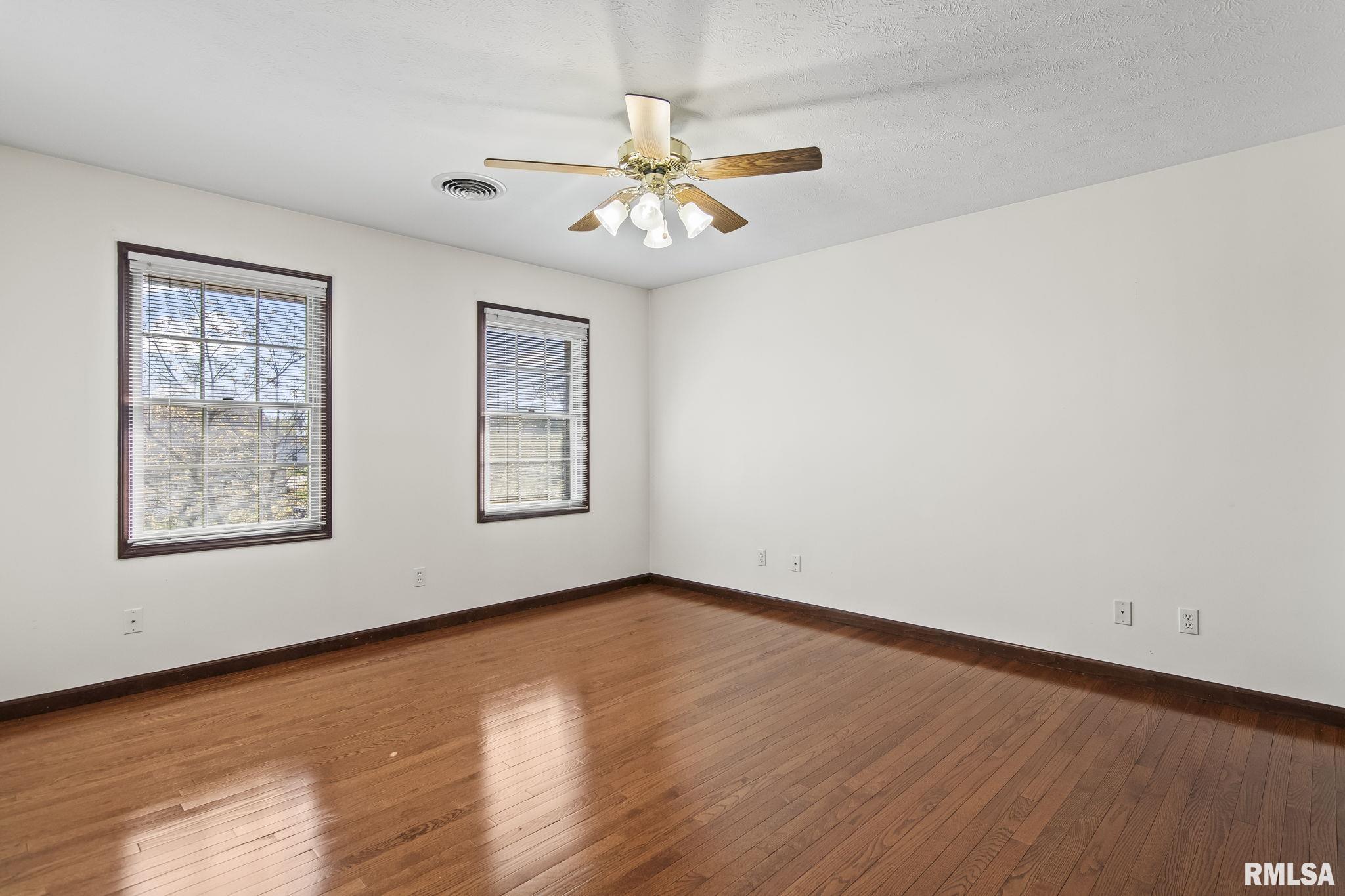 3805 Greenfield Court, Springfield, Illinois image 28