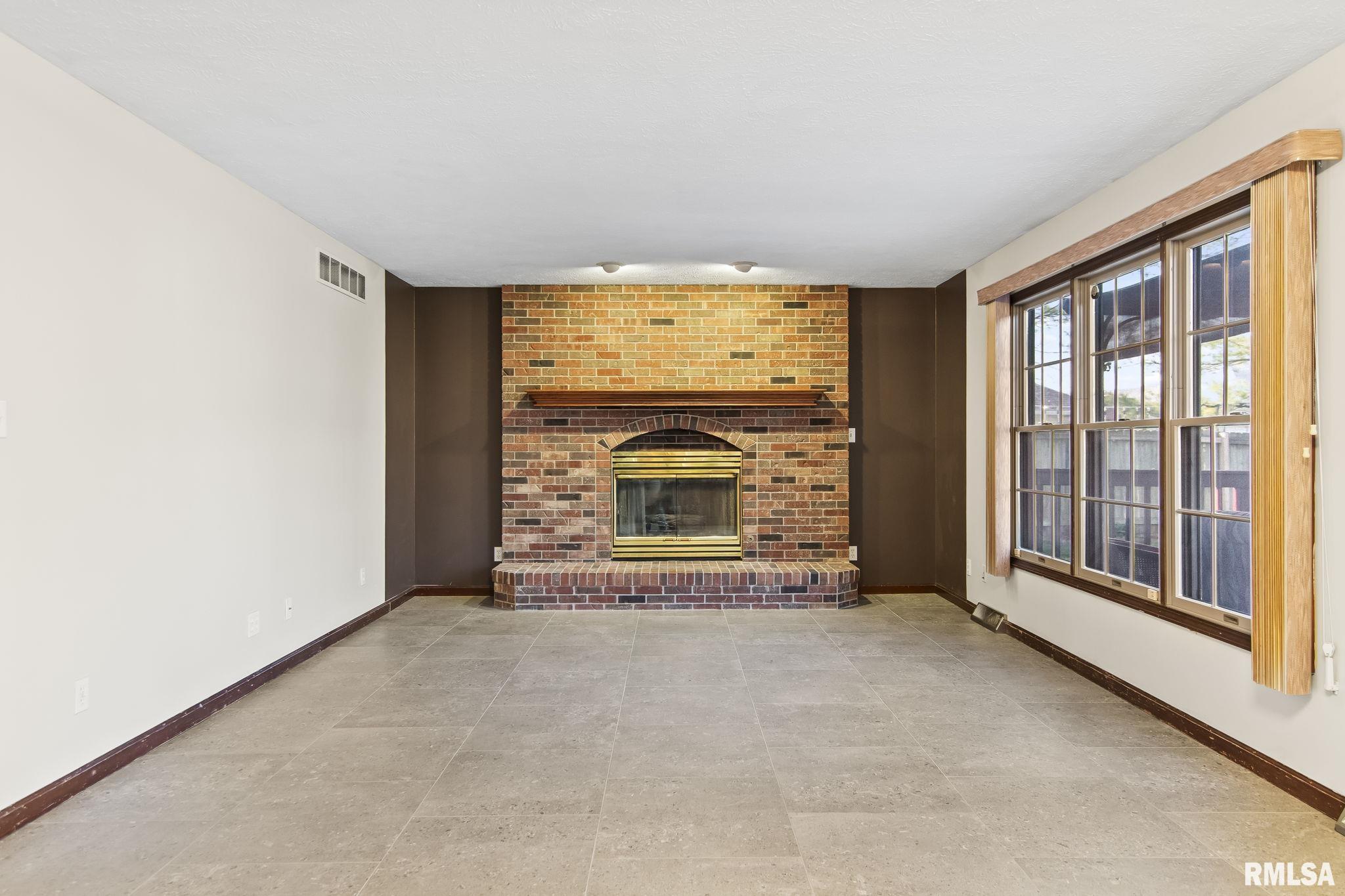 3805 Greenfield Court, Springfield, Illinois image 10