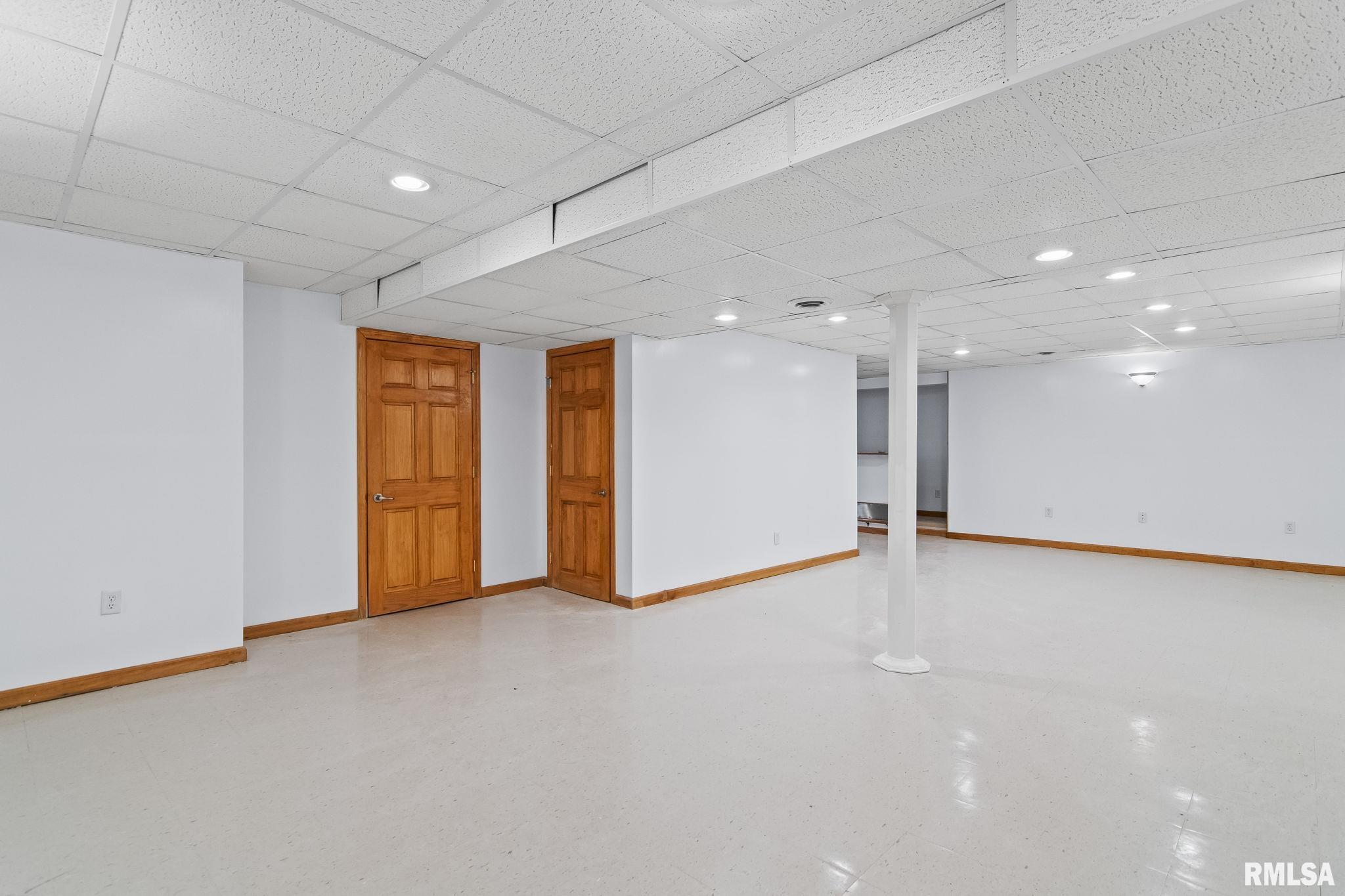 3805 Greenfield Court, Springfield, Illinois image 34