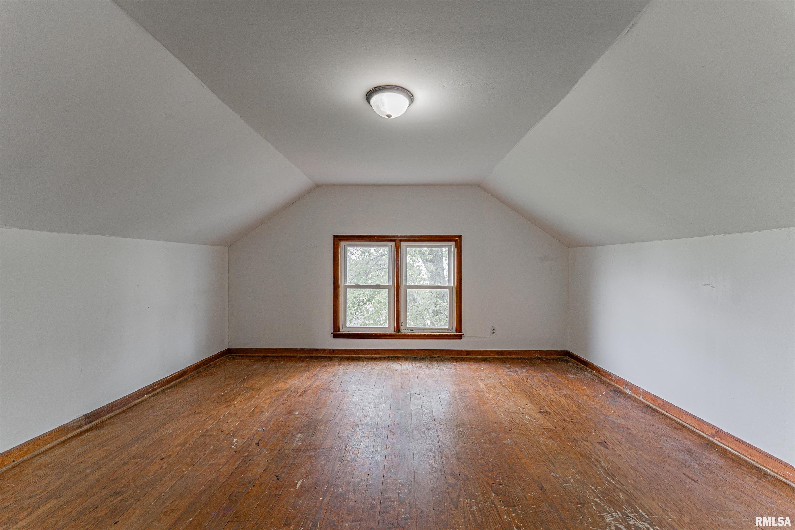 30586 E 830 N Road, Chatsworth, Illinois image 16