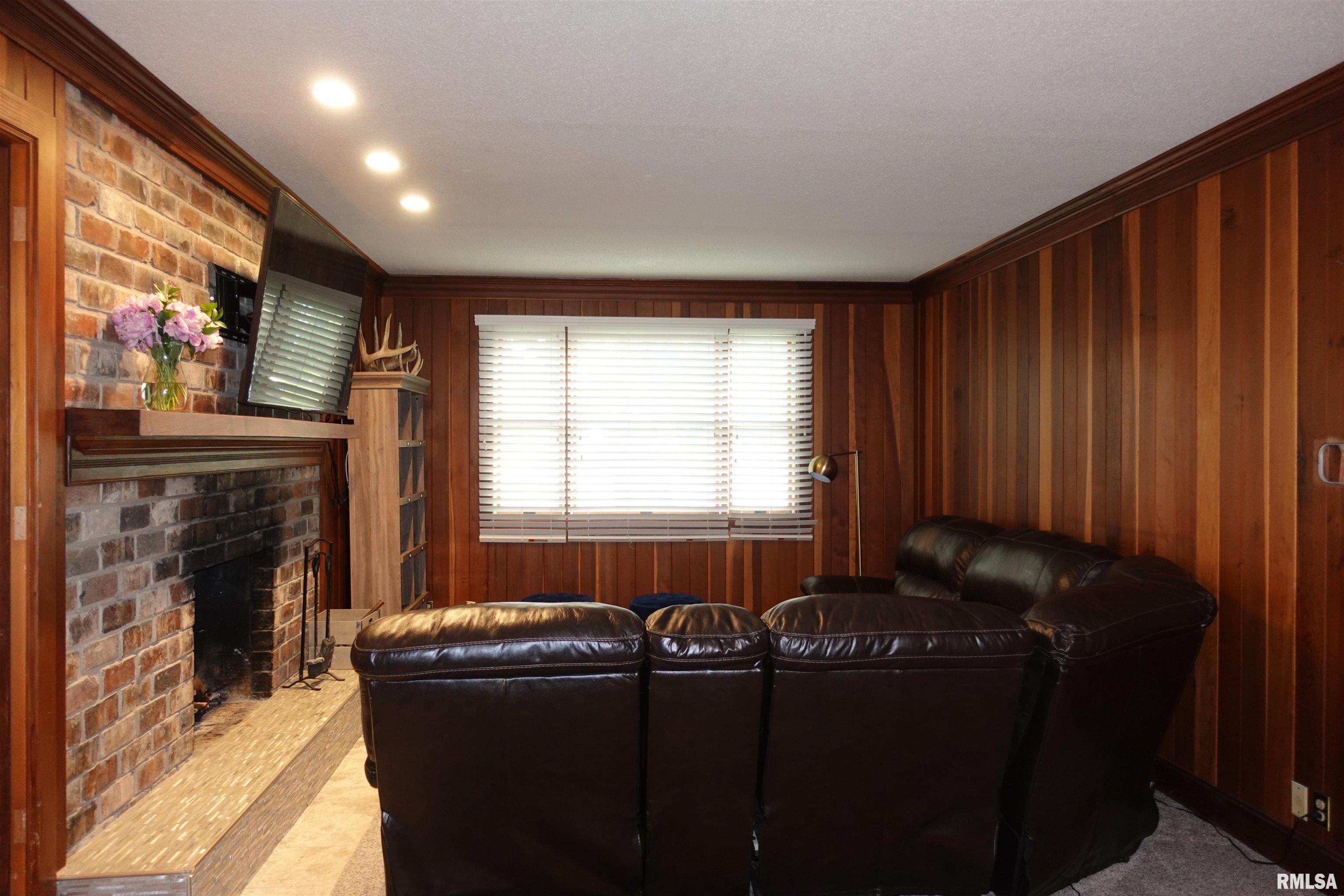 30 Hackberry Circle, Galesburg, Illinois image 34