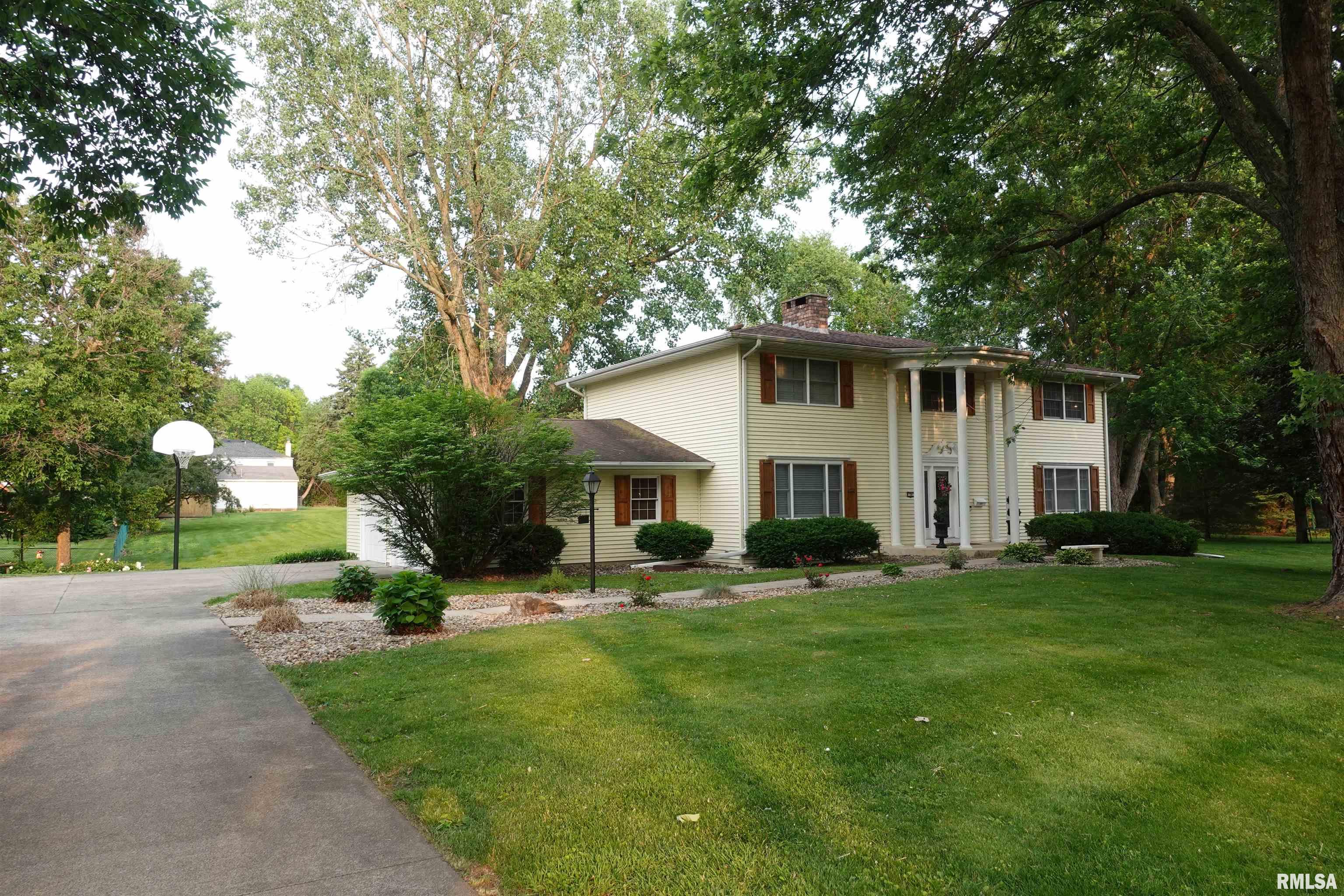 30 Hackberry Circle, Galesburg, Illinois image 2