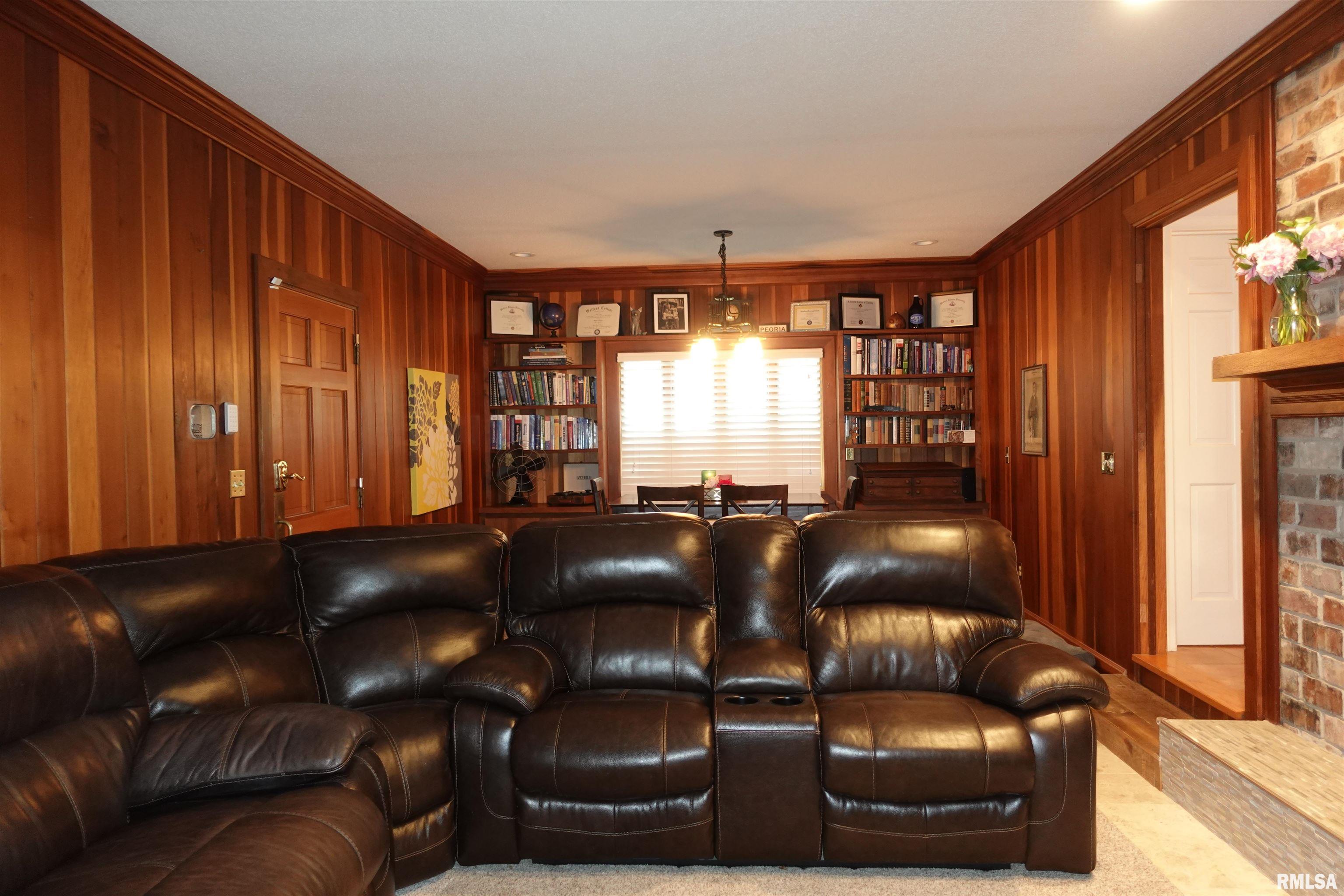 30 Hackberry Circle, Galesburg, Illinois image 33