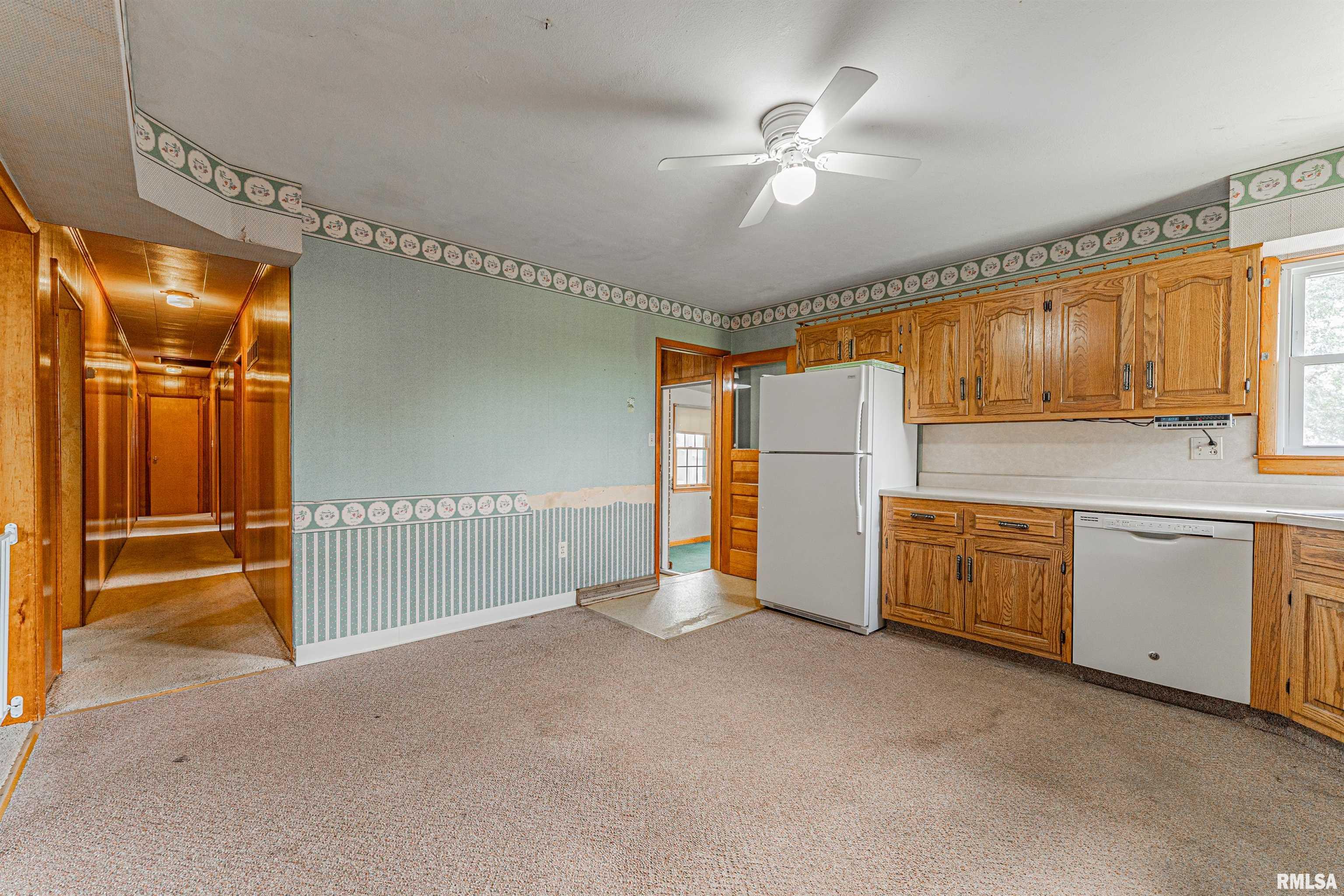763 600th Avenue, Elkhart, Illinois image 5