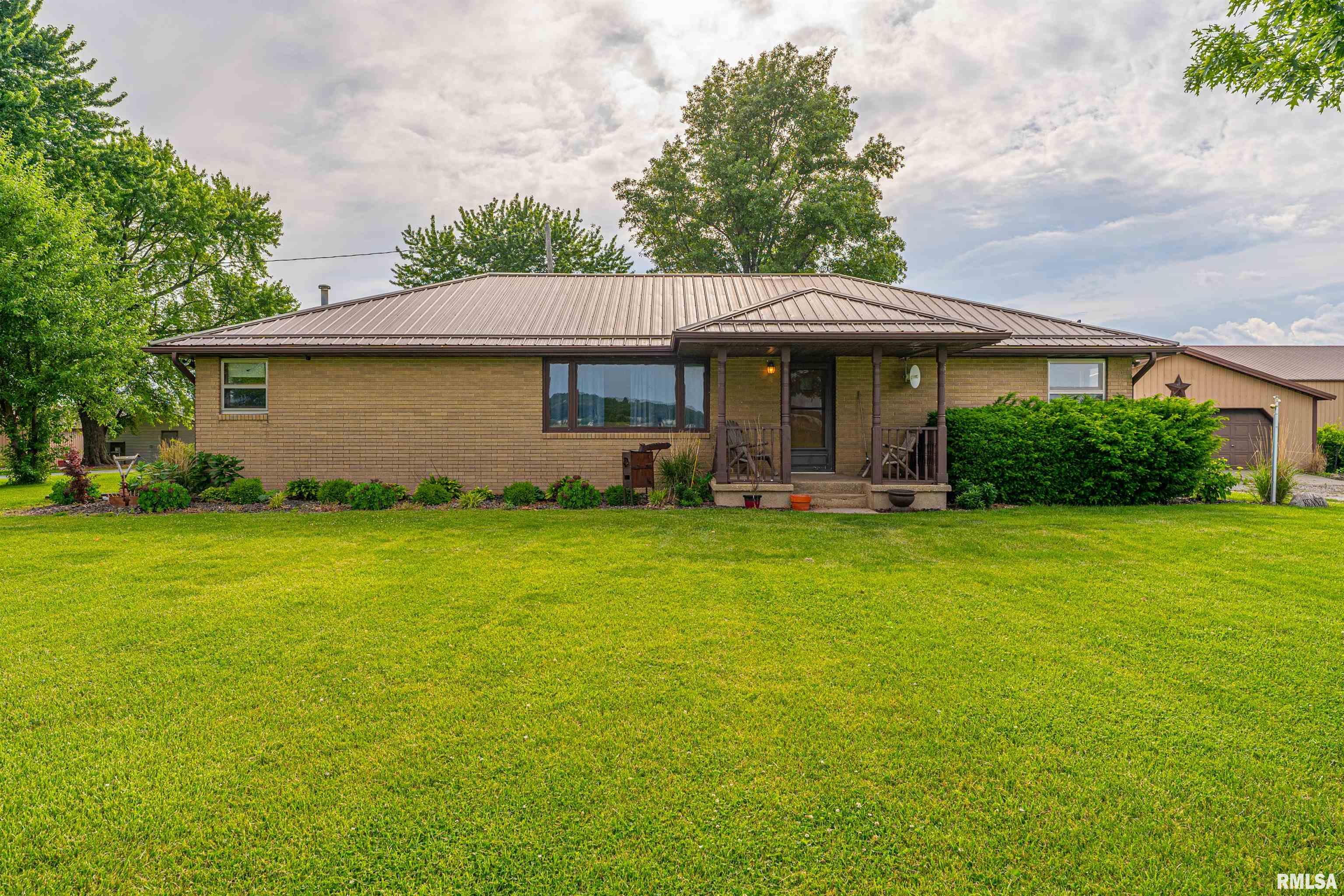 763 600th Avenue, Elkhart, Illinois image 2
