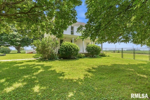 Homes For Sale - 17124 Engle Street<br/> Menard County, Athens, IL 62613