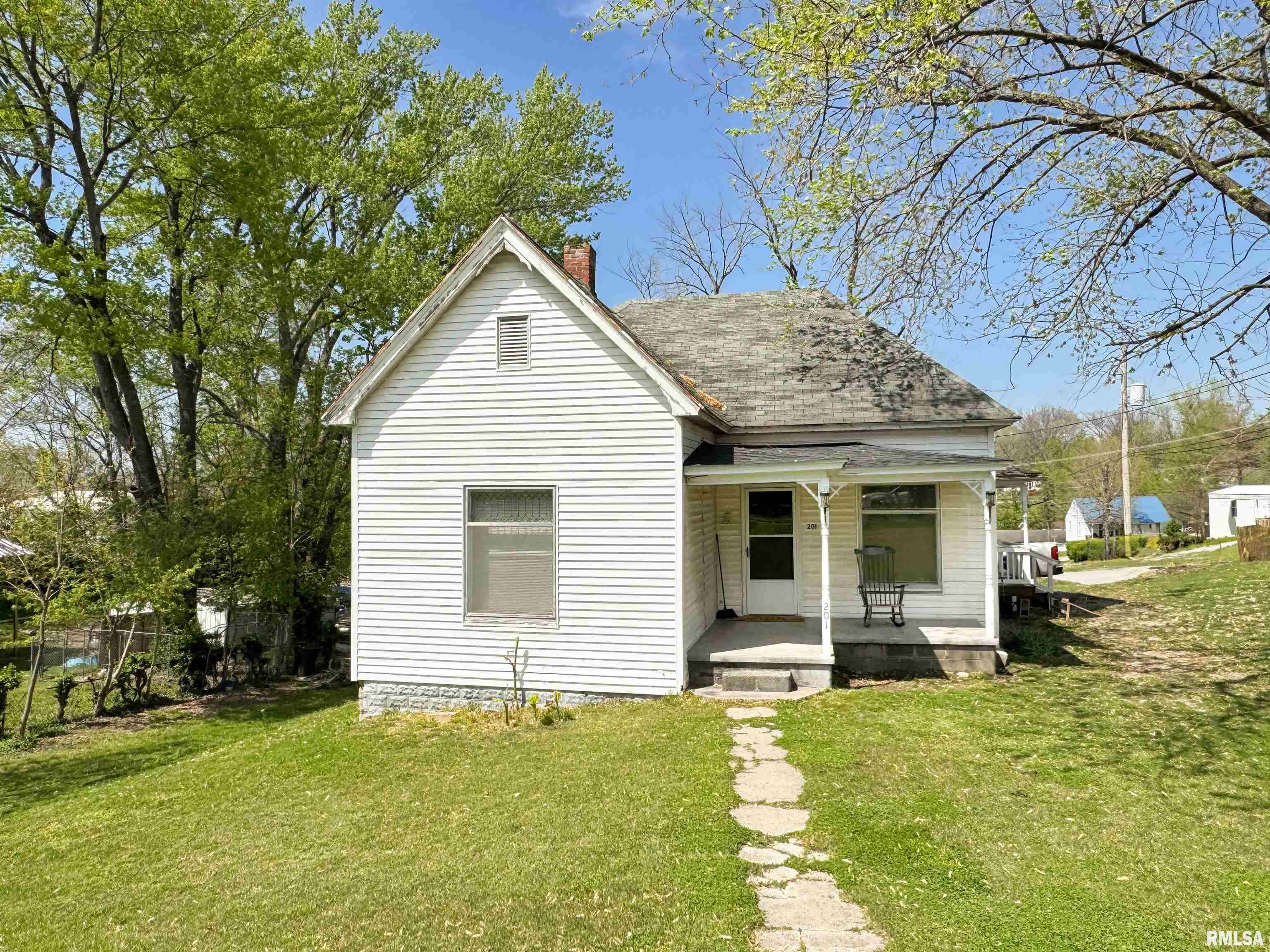 201 W Market Street, Jonesboro, Illinois image 3