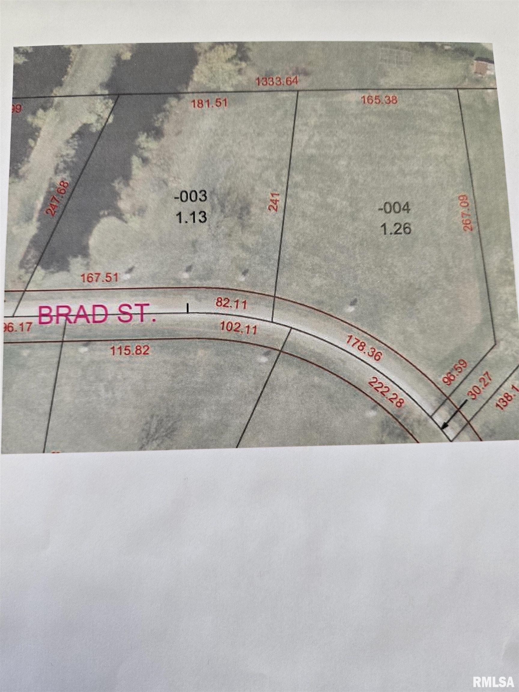 Brad Road, Canton, Illinois image 9