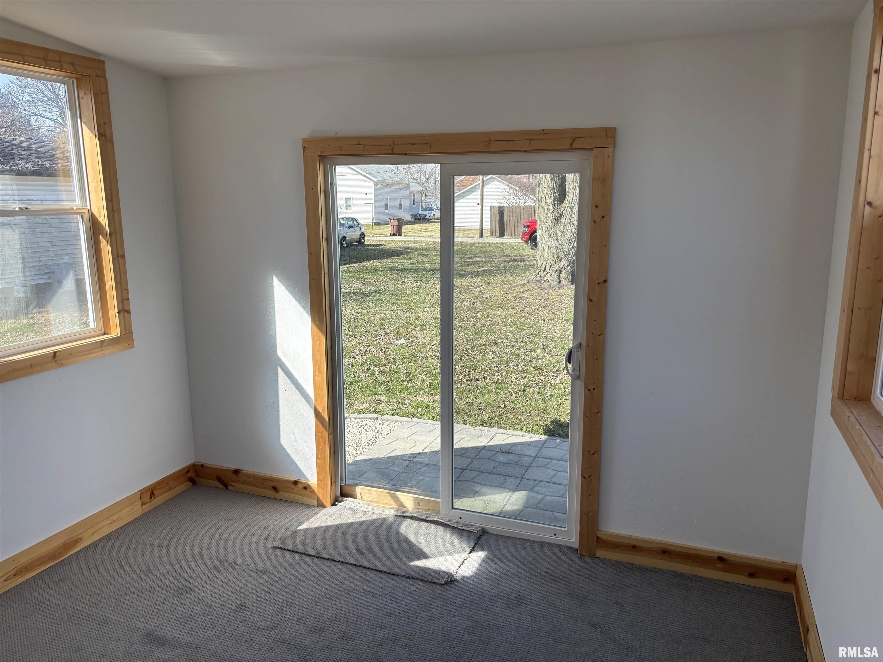 829 N Cheney Street, Taylorville, Illinois image 17