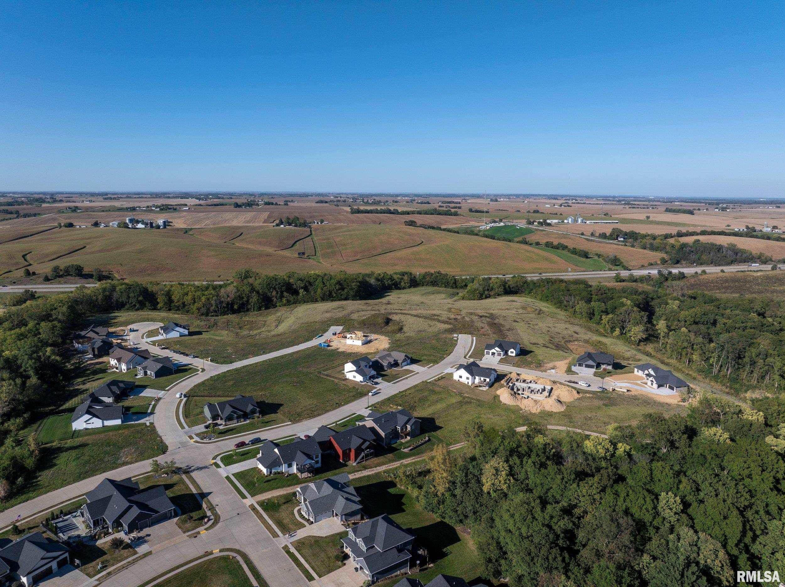 7160 Spring Creek Drive, Bettendorf, Iowa image 1