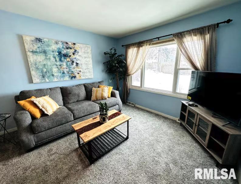 2632 Elm Street, Davenport, Iowa image 3