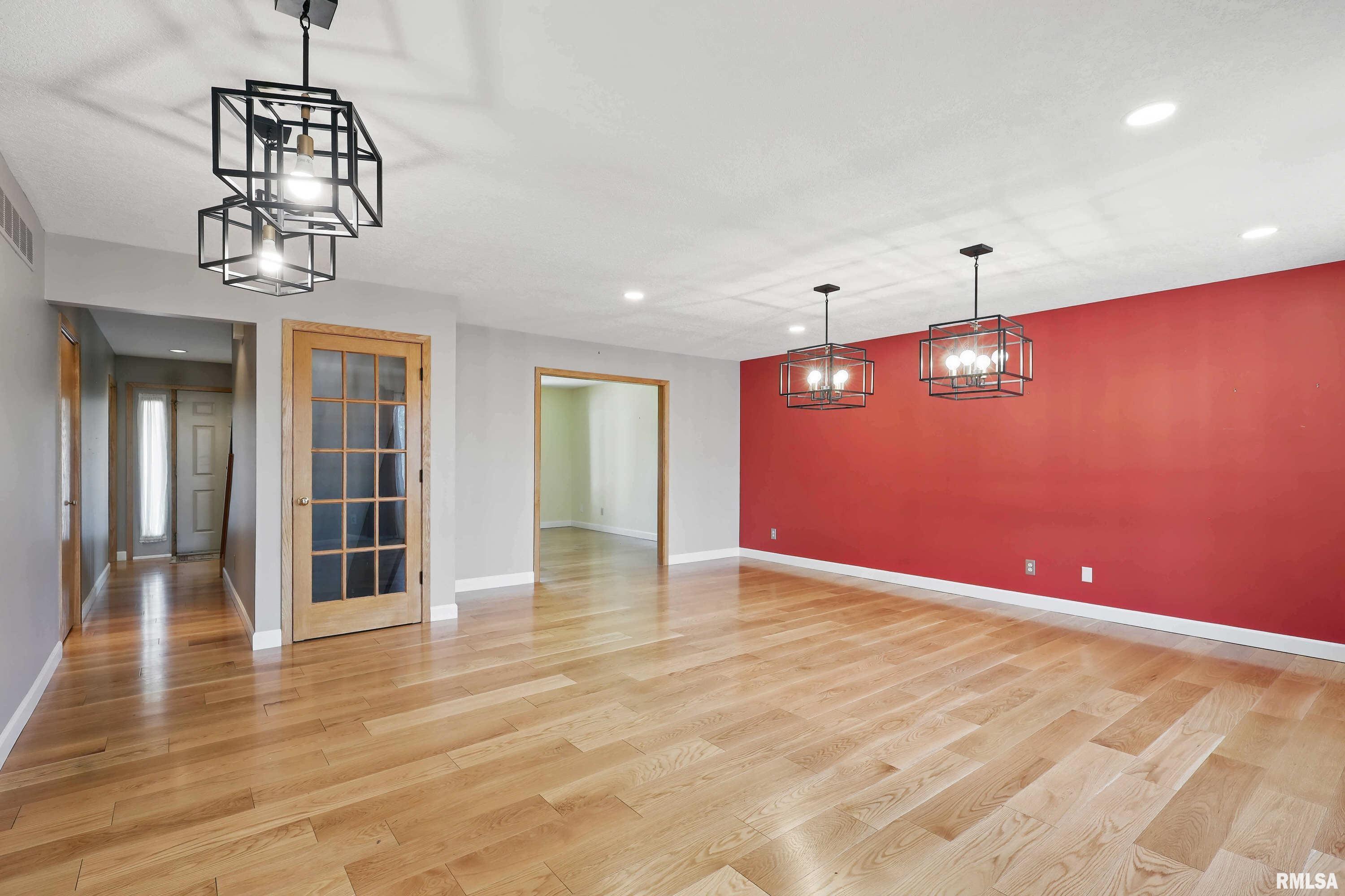 4210 Hayes Court, Davenport, Iowa image 14