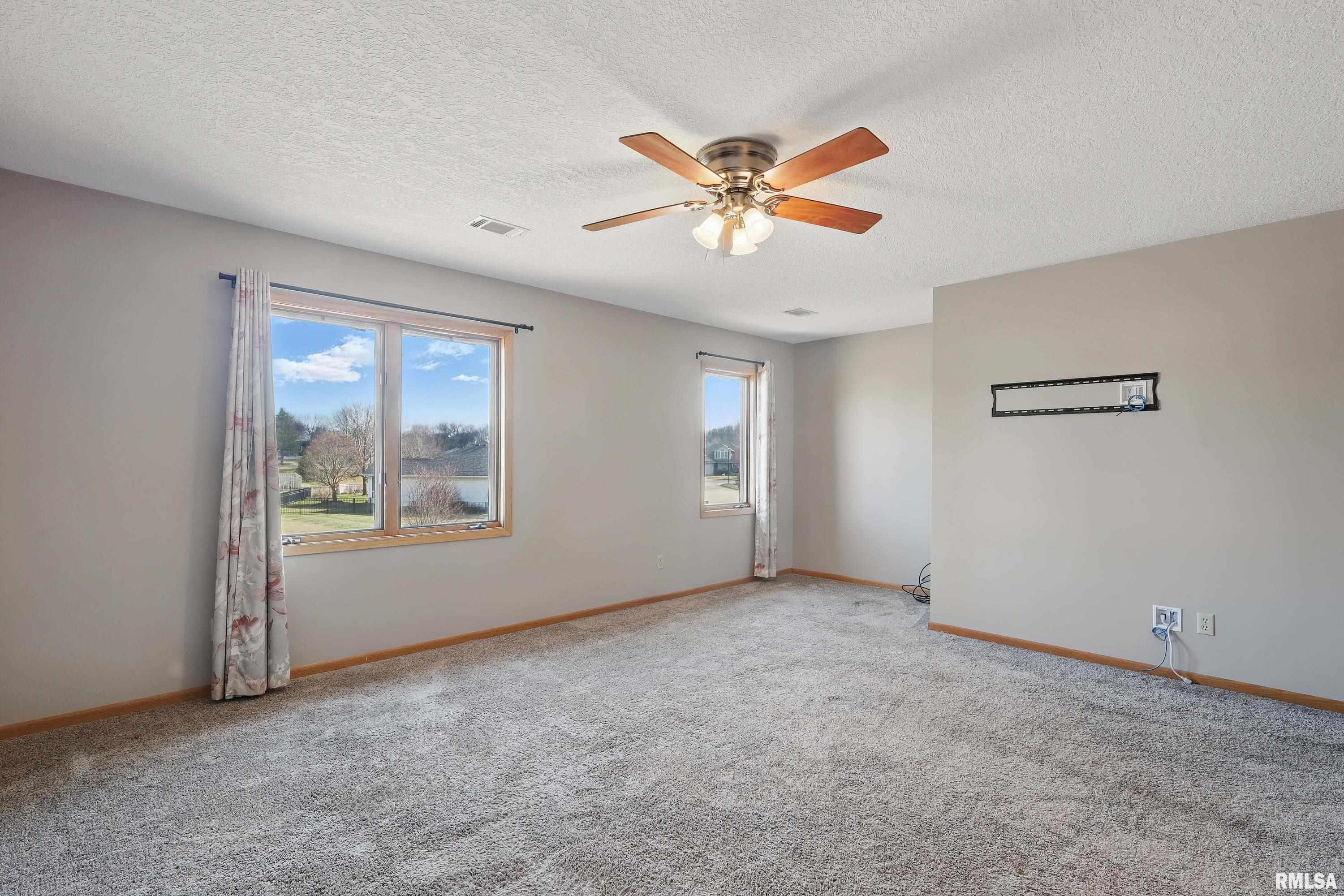 4210 Hayes Court, Davenport, Iowa image 19