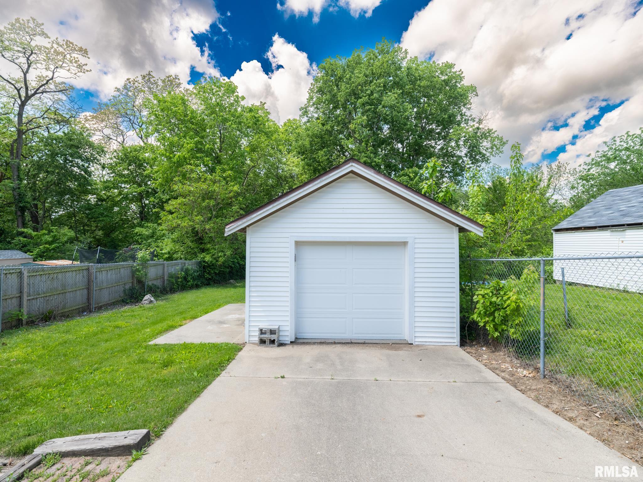 2205 N North Street, Peoria, Illinois image 21