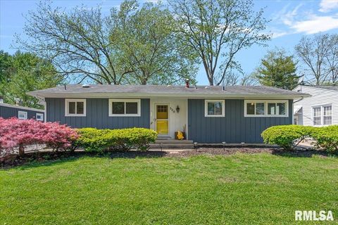 Photo of 509 S ROSEHILL Avenue, Springfield, IL 62704 (MLS # CA1043289)
