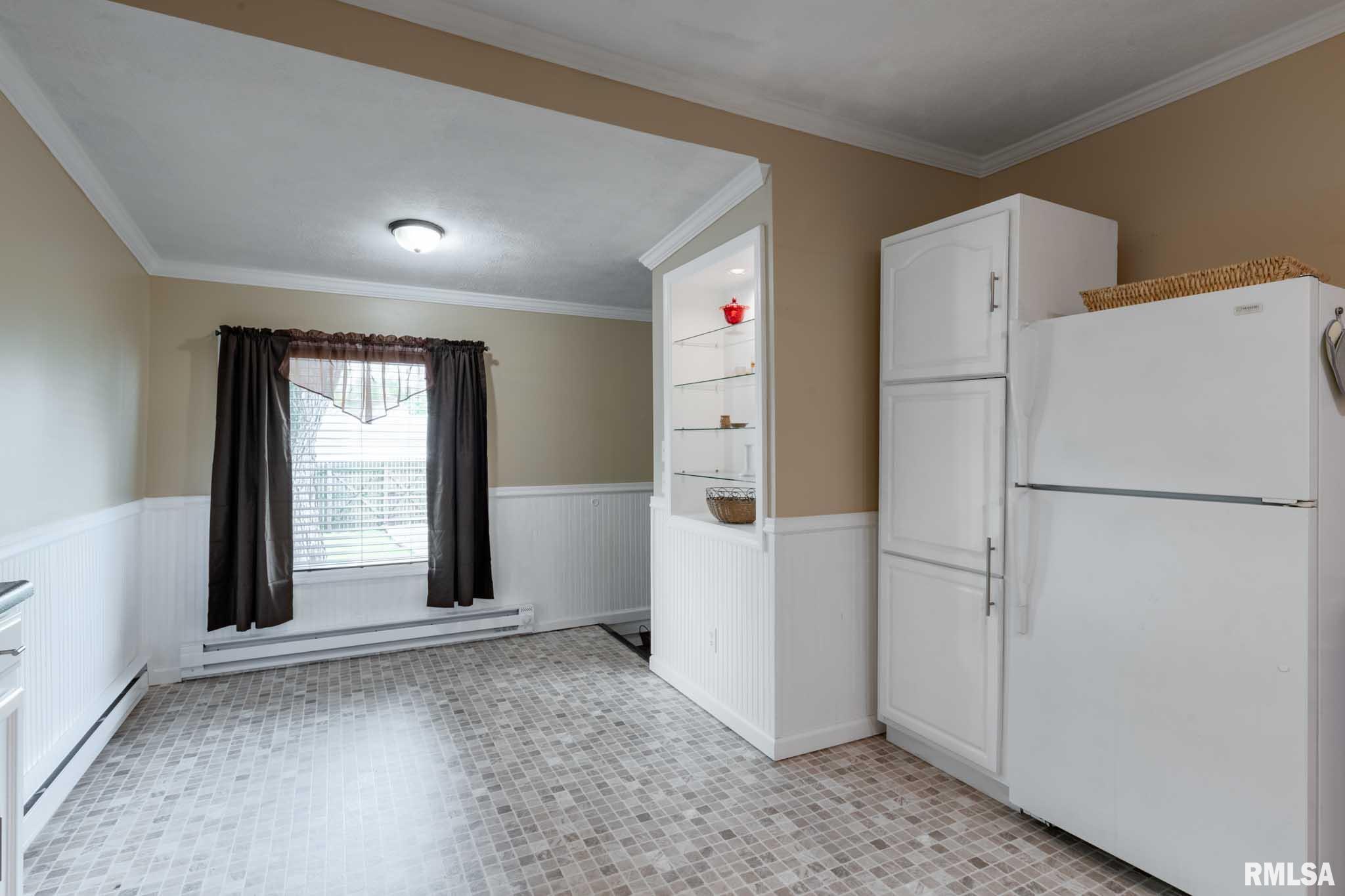 301 N 11th Street, Herrin, Illinois image 5