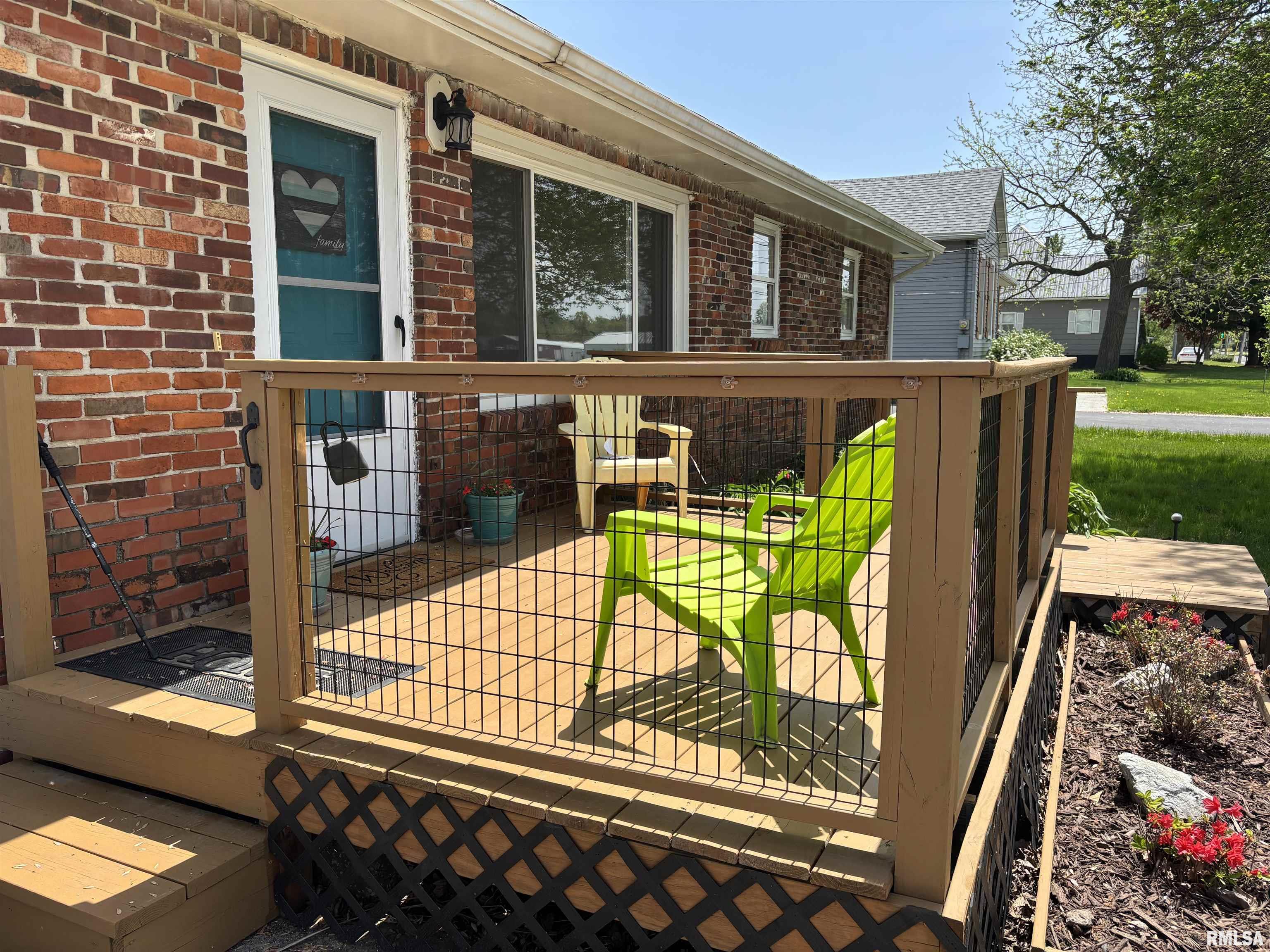 1136 N Diamond Street, Jacksonville, Illinois image 3