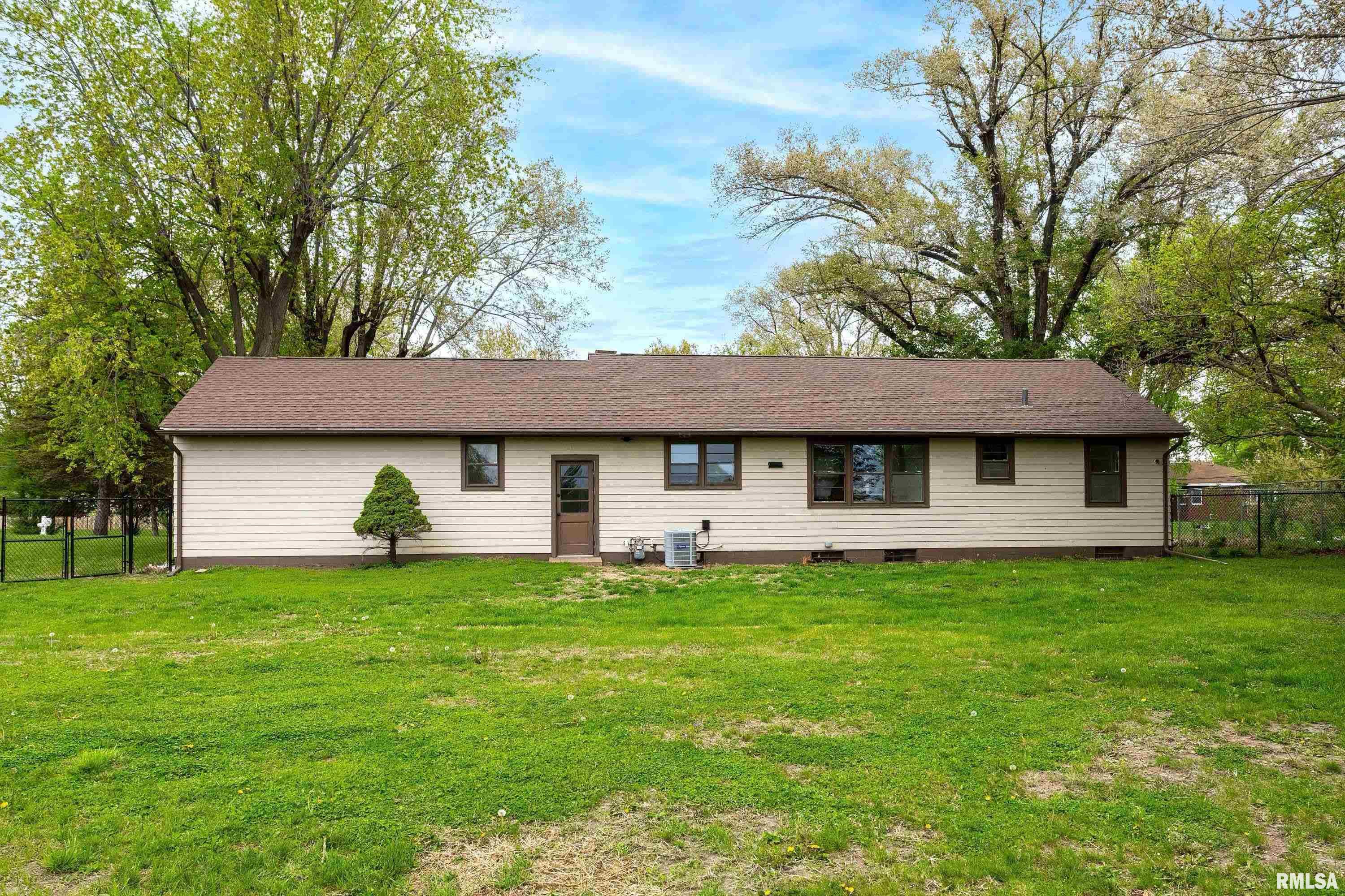 2828 56th Avenue West, Milan, Illinois image 5