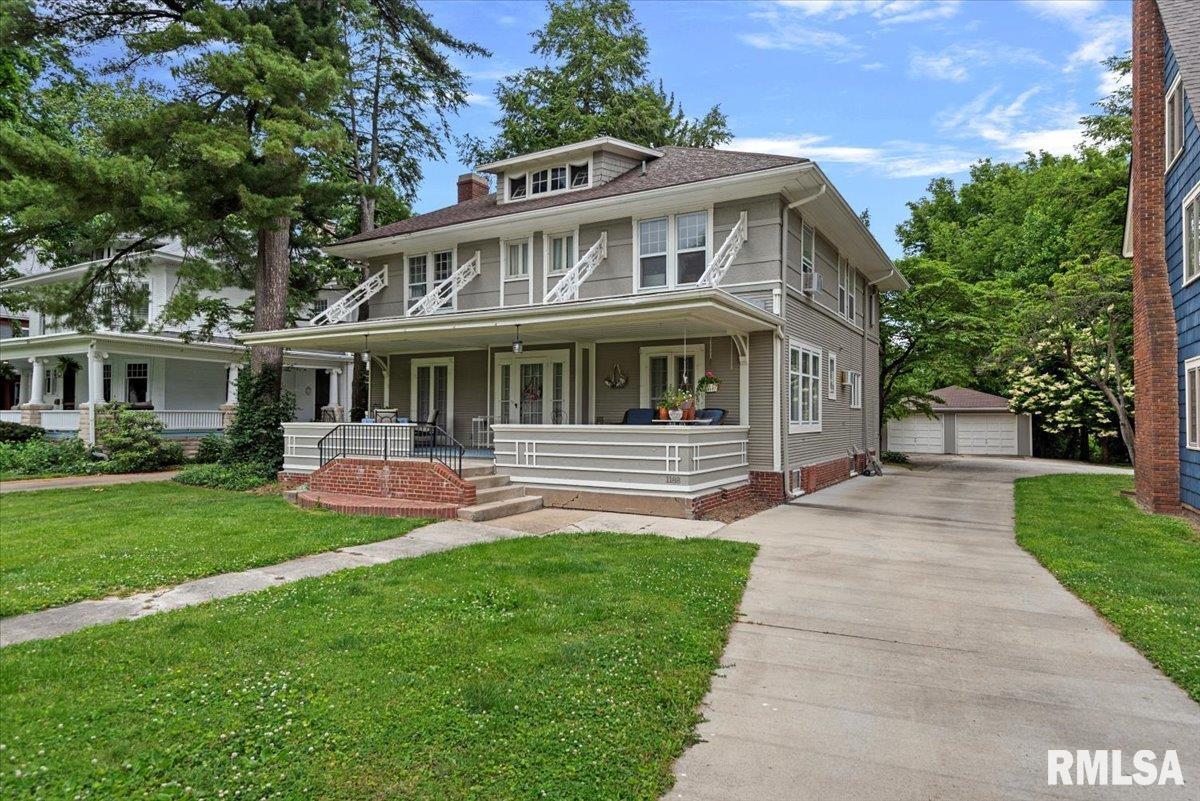 1188 W College Avenue, Jacksonville, Illinois image 3
