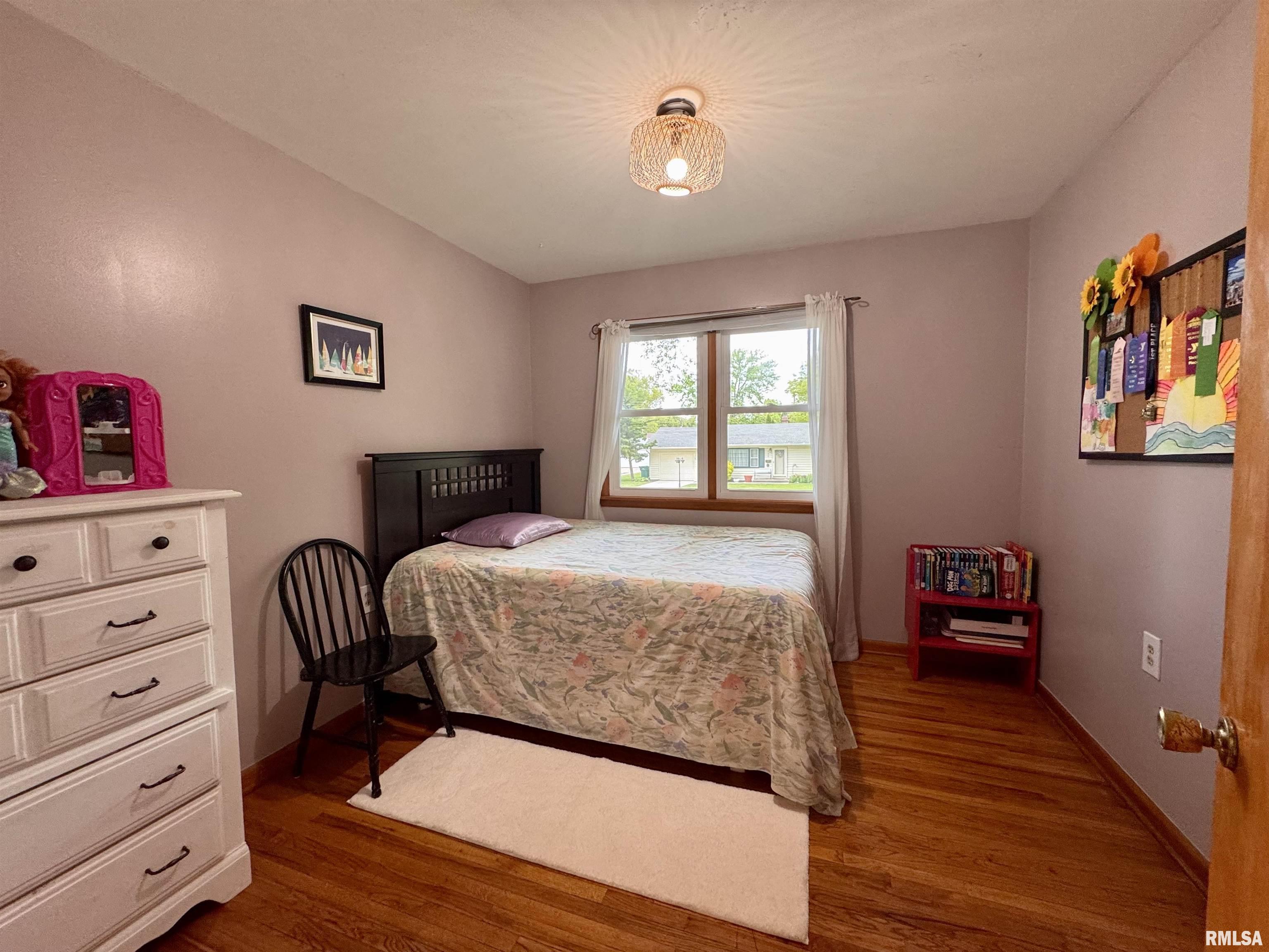940 Memorial Drive, Macomb, Illinois image 16