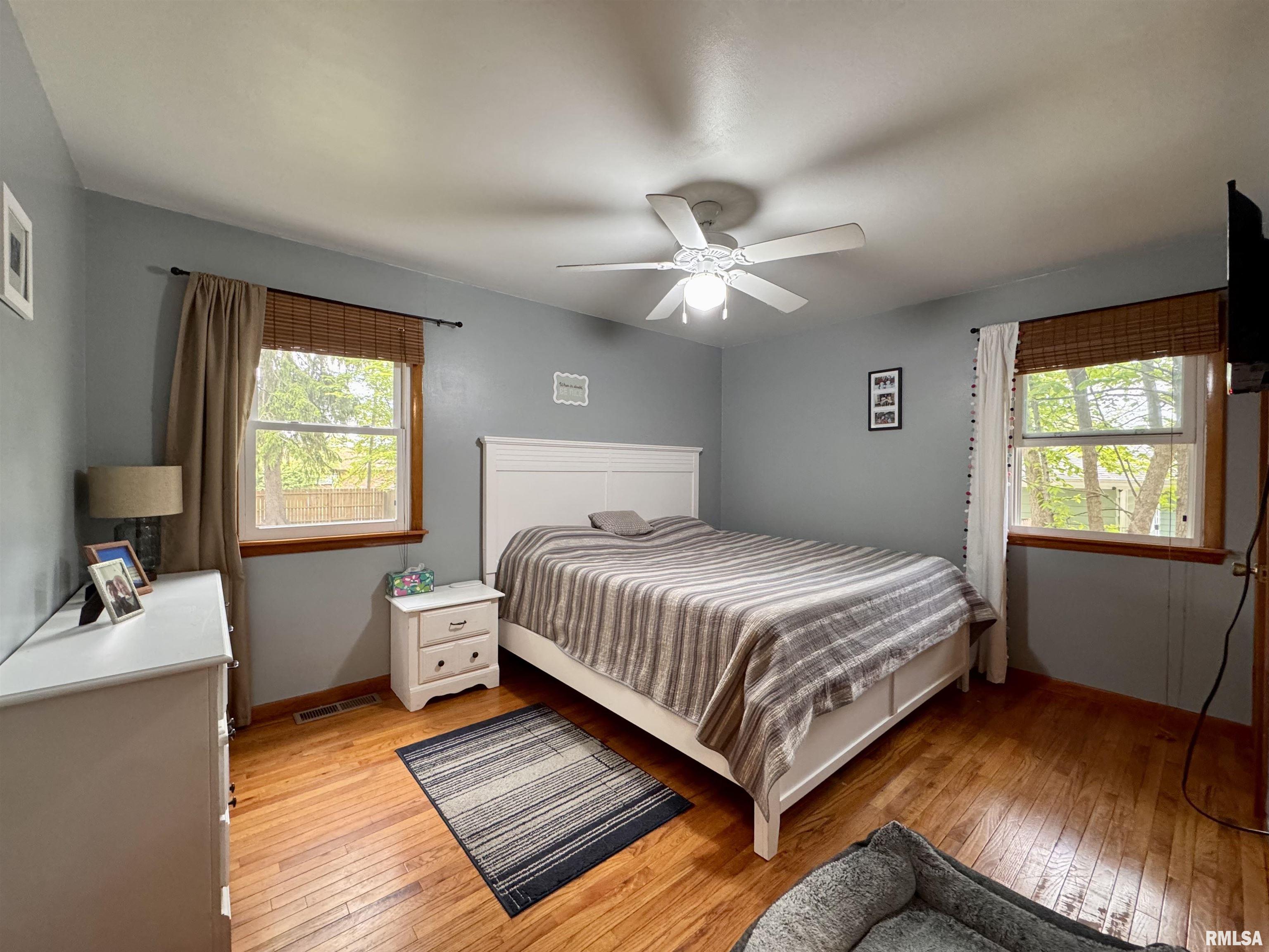 940 Memorial Drive, Macomb, Illinois image 12