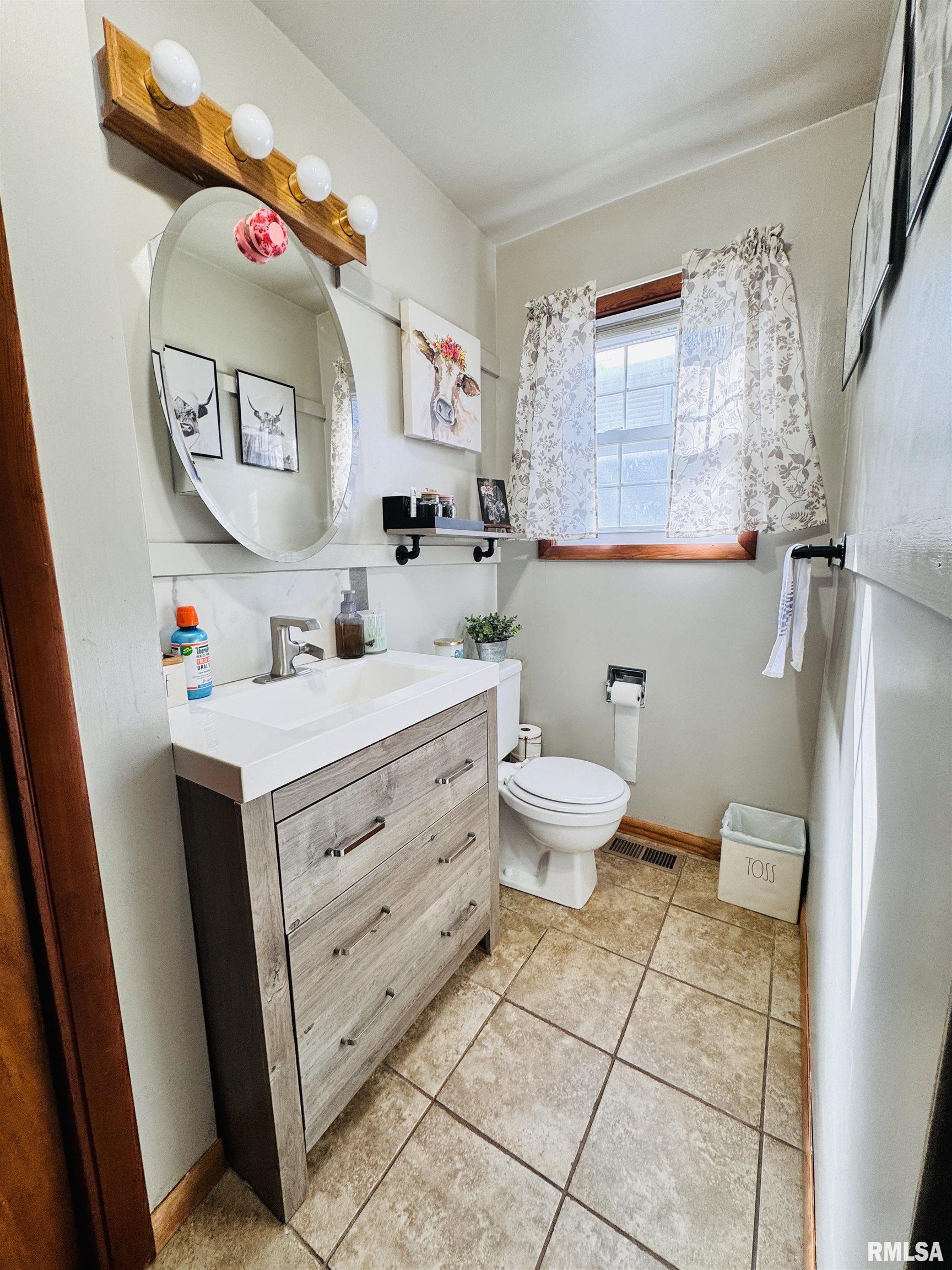 721 W Carroll Street, Macomb, Illinois image 12