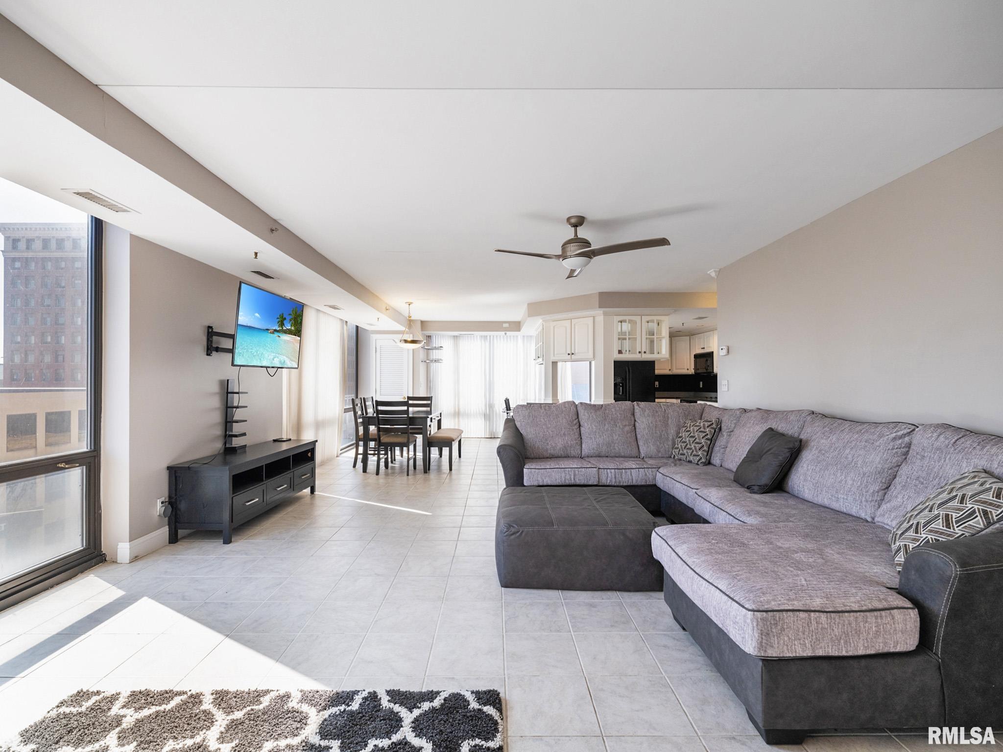 123 SW Jefferson Street #E5, Peoria, Illinois image 18