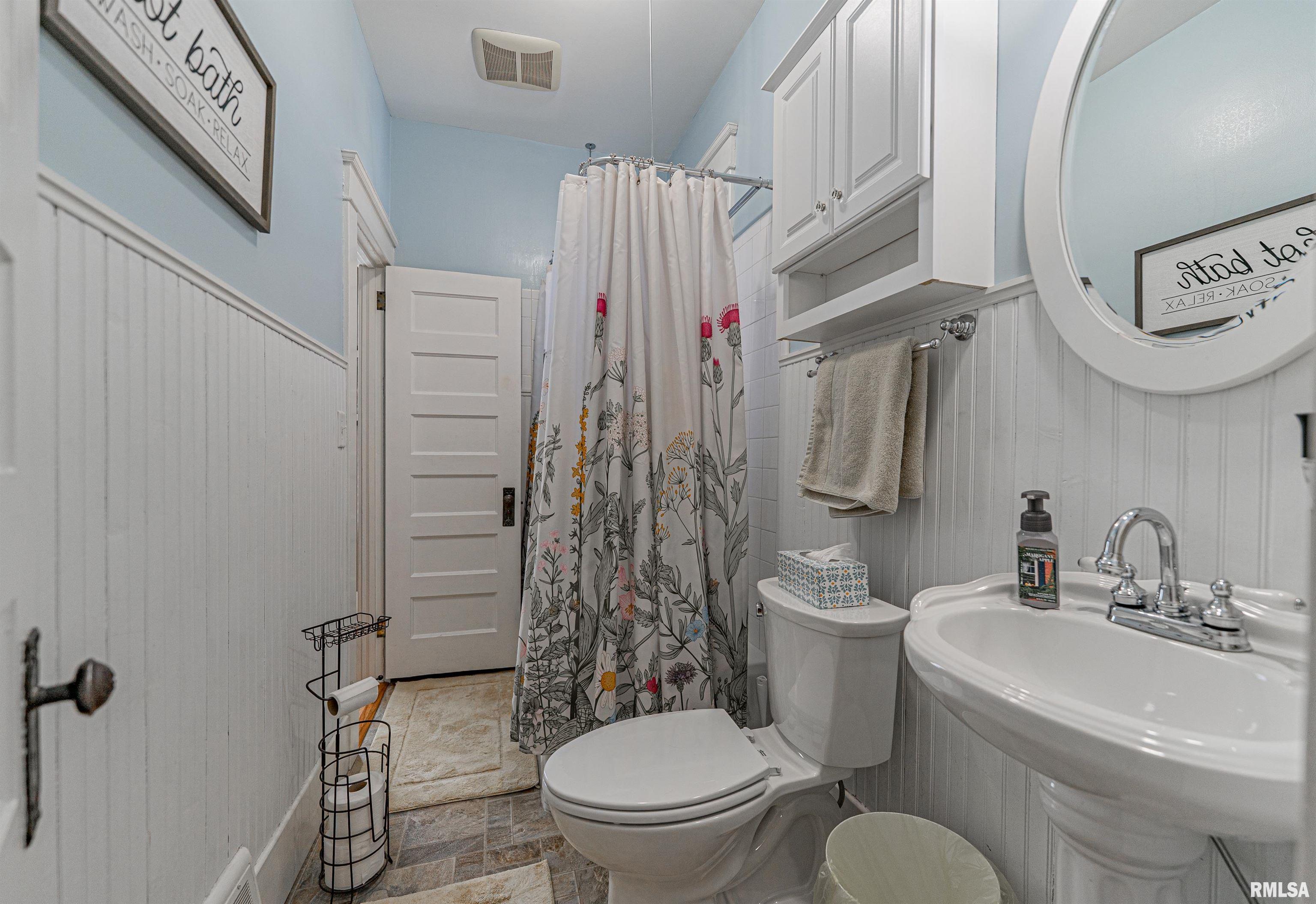 423 N Ottawa Street, Lincoln, Illinois image 11