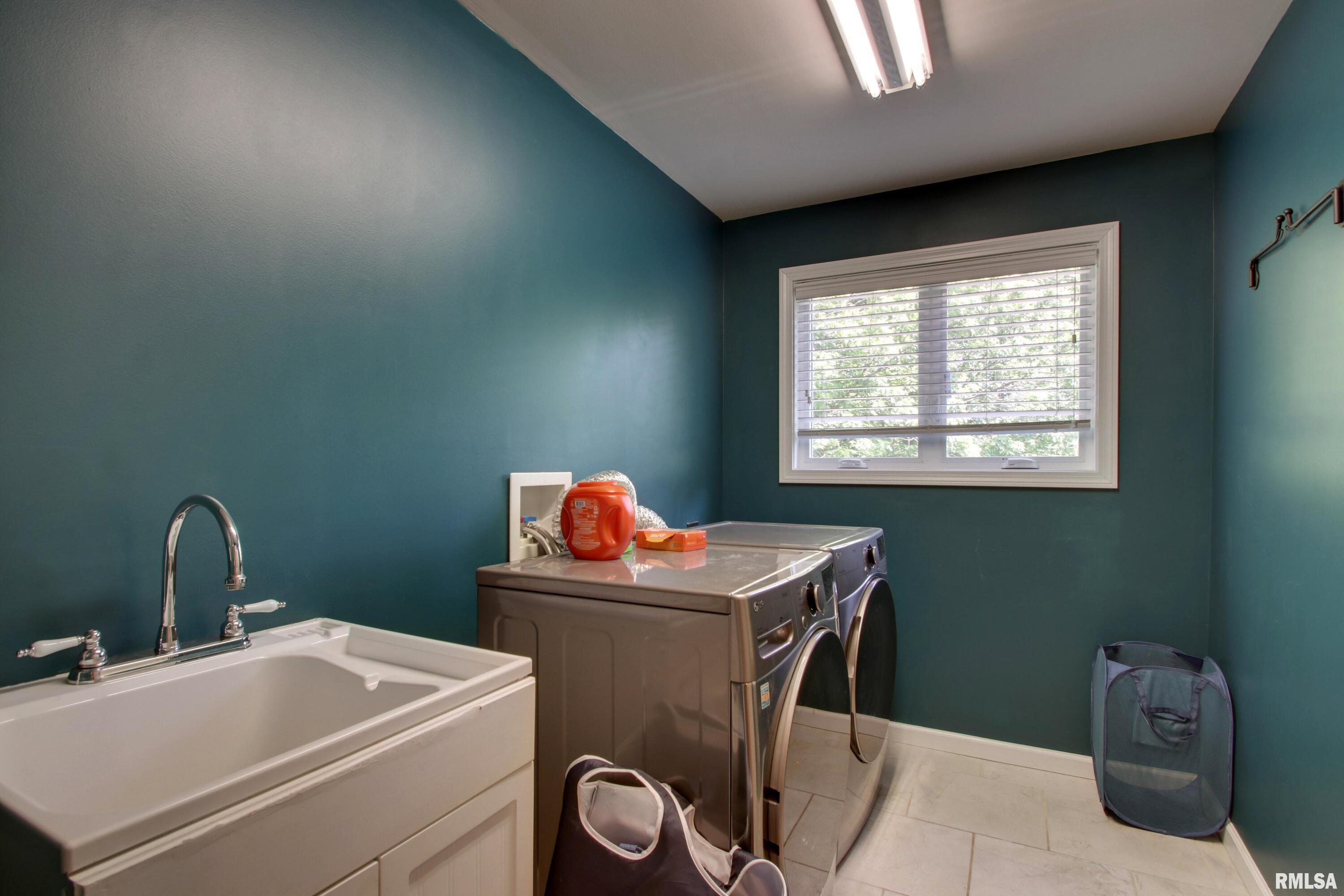 507 W Fairway Drive, Quincy, Illinois image 22