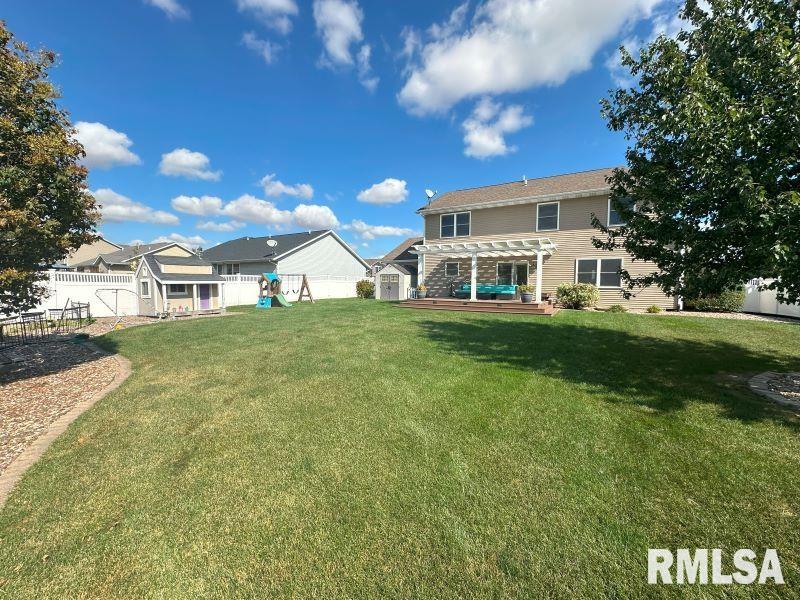 6304 Ocean Boulevard, Bettendorf, Iowa image 3