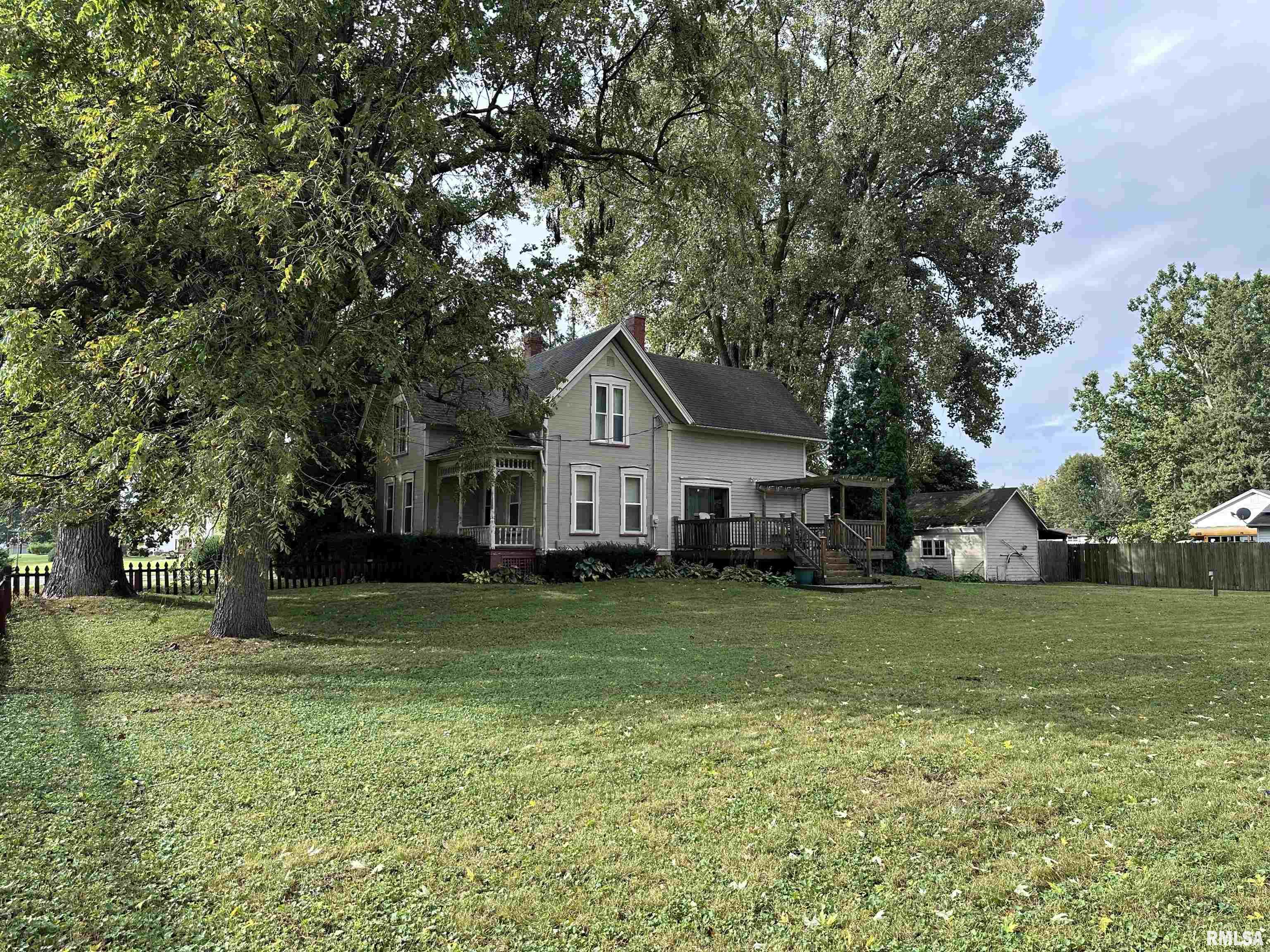 1058 Lombard Street, Galesburg, Illinois image 3