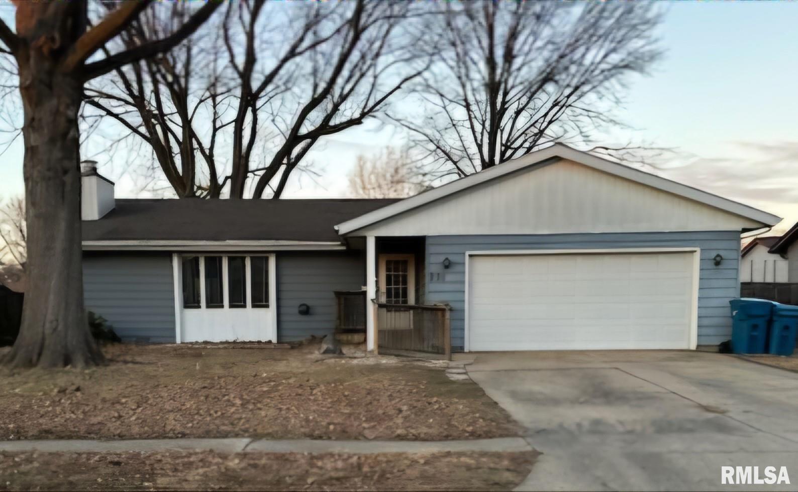 221 Quarterstaff Road, Springfield, Illinois image 1