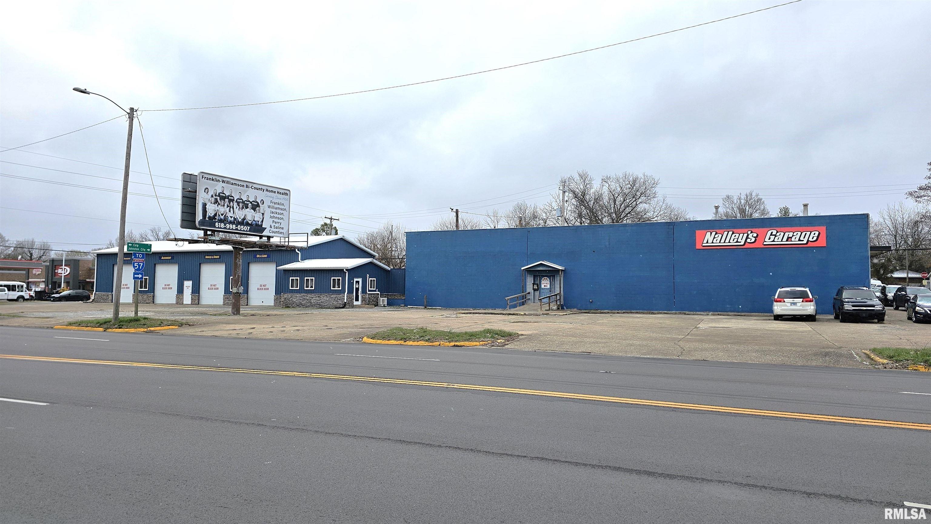 Photo 1 of 27 — 804 N PARK Avenue, Herrin, IL 62948