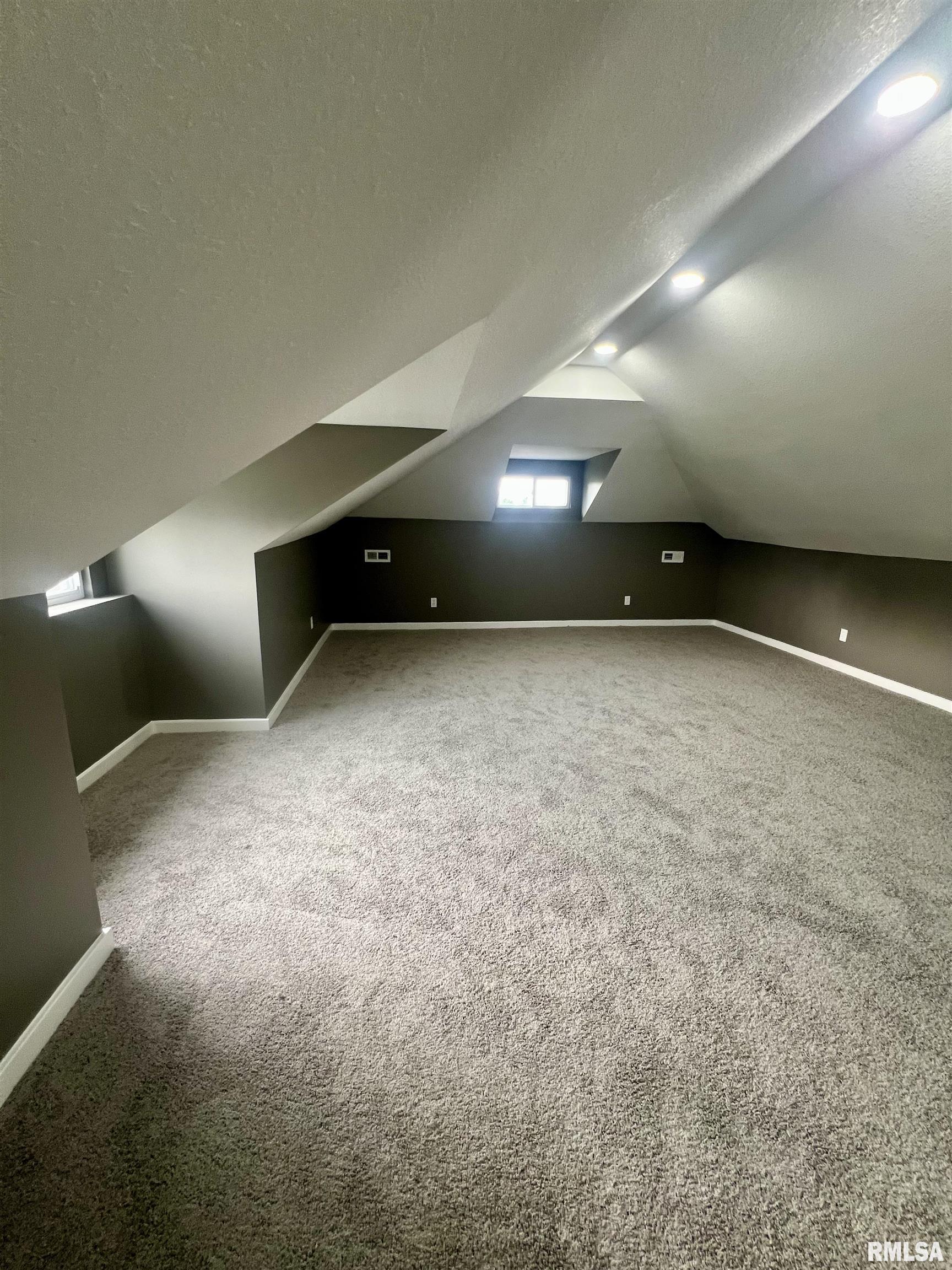 111 W Prairie Street, Camp Point, Illinois image 18