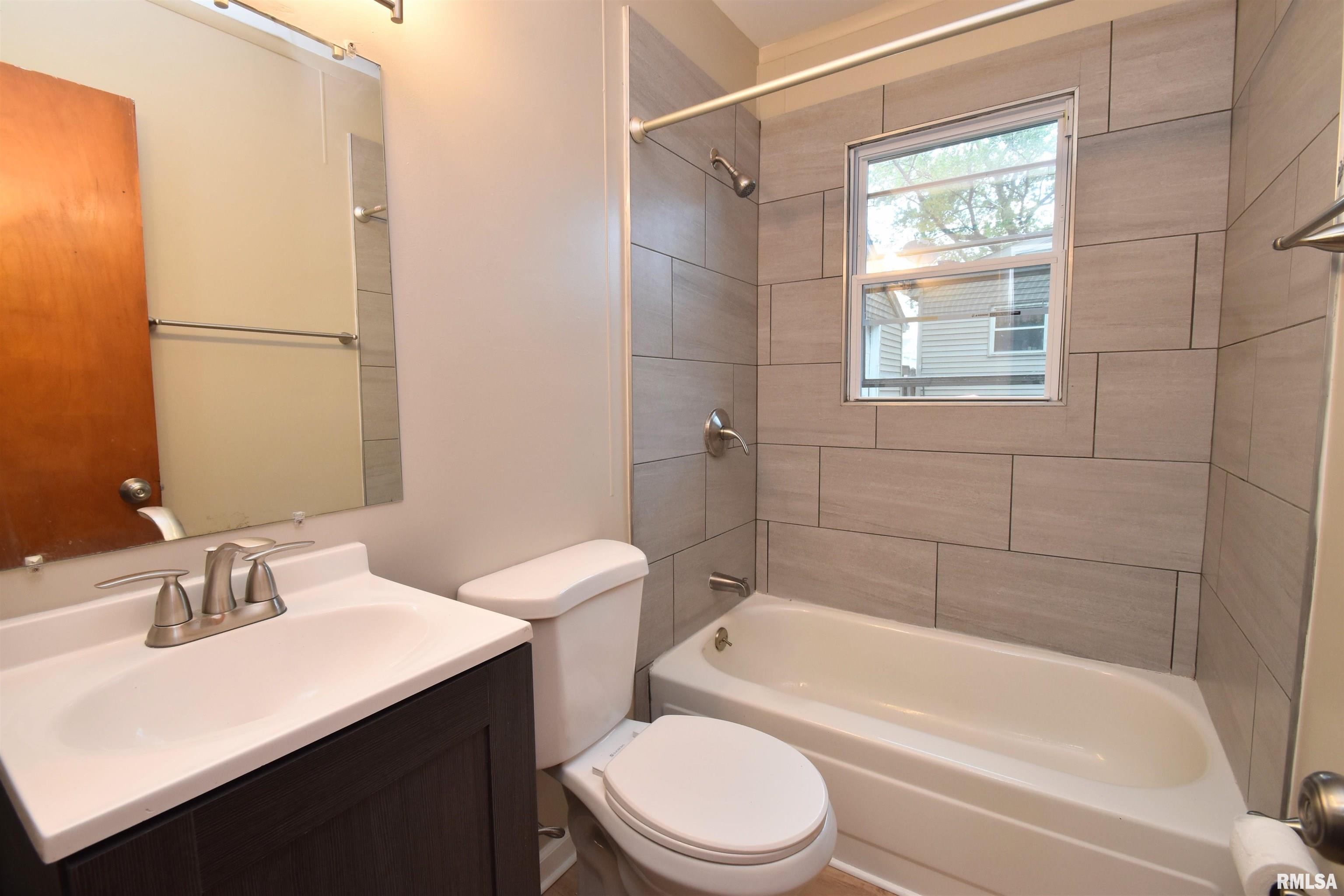 441 Morton Street, Creve Coeur, Illinois image 5