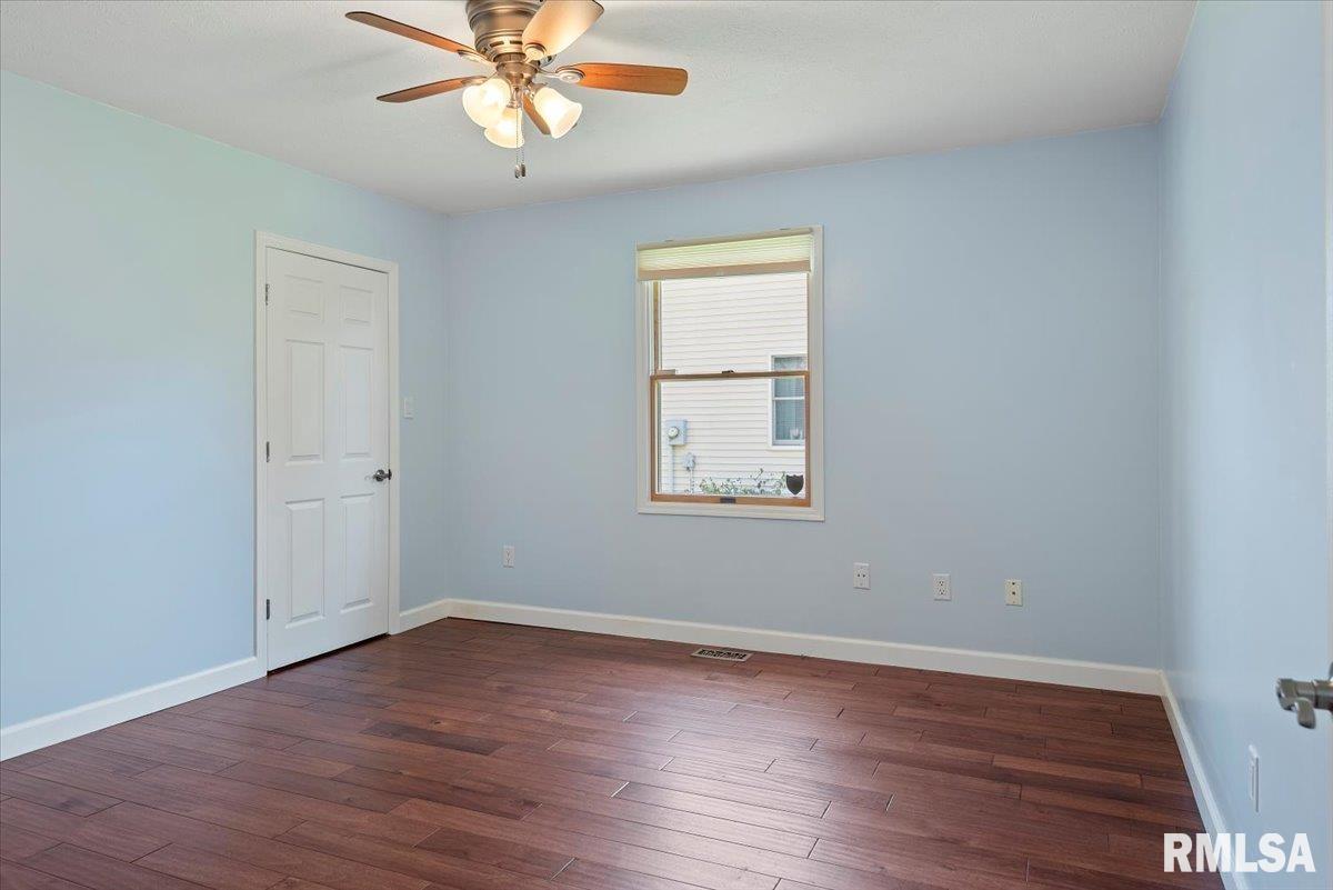 1607 Thornhill Drive, Springfield, Illinois image 27