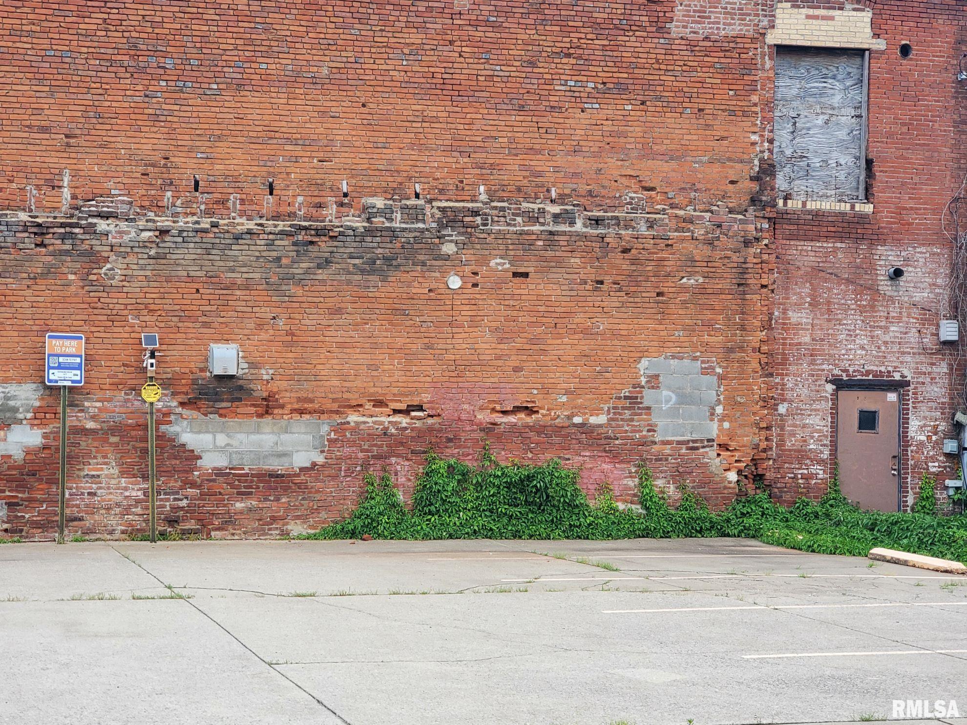 000 Chestnut Street, Murphysboro, Illinois image 3