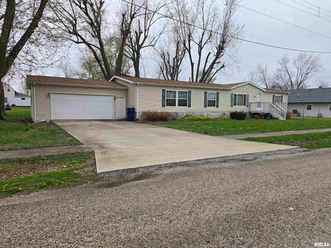 Photo of 201 W 3RD Avenue, La Harpe, IL 61450 (MLS # PA1265560)