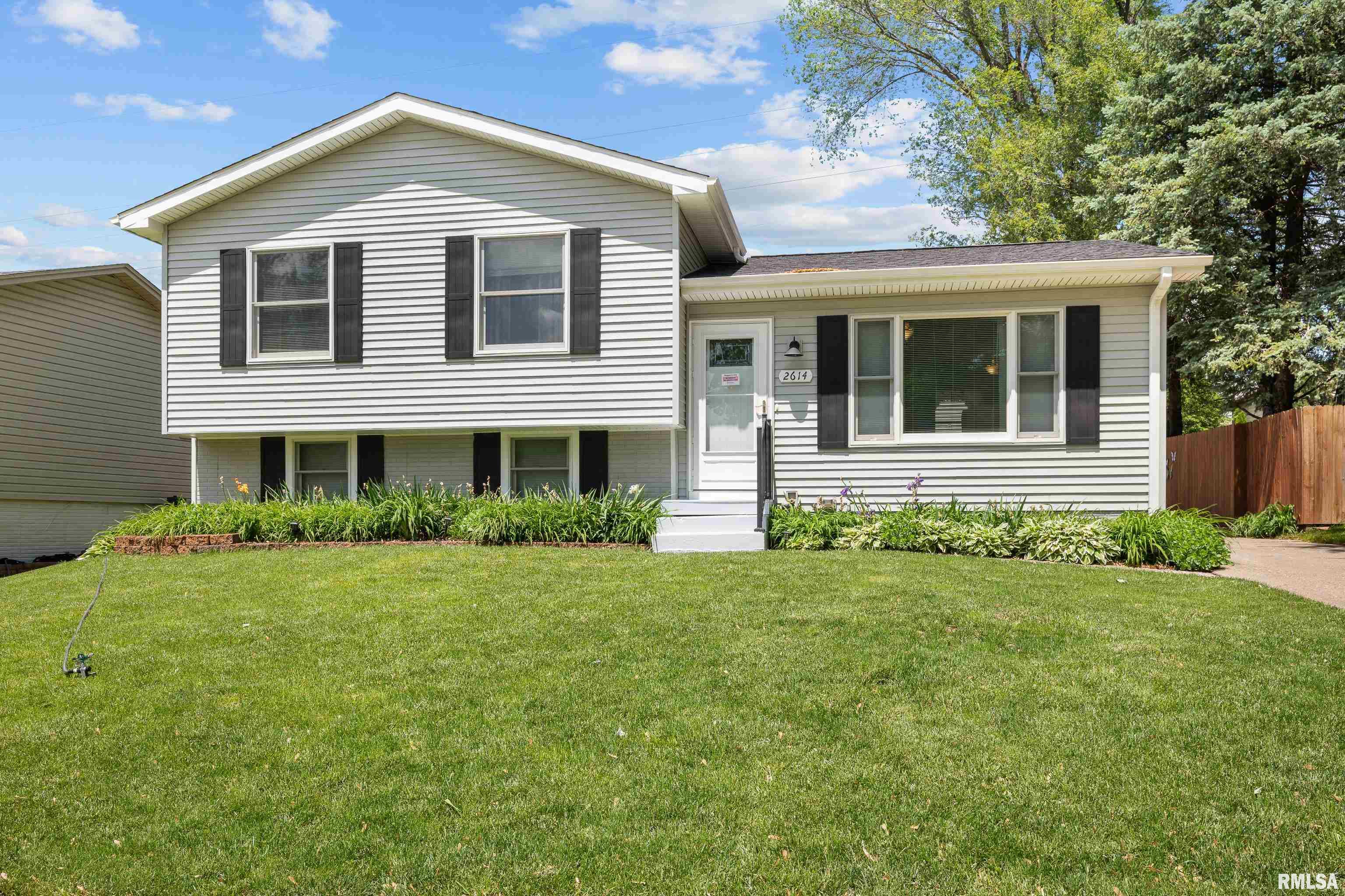 2614 W 59th Street, Davenport, Iowa image 1