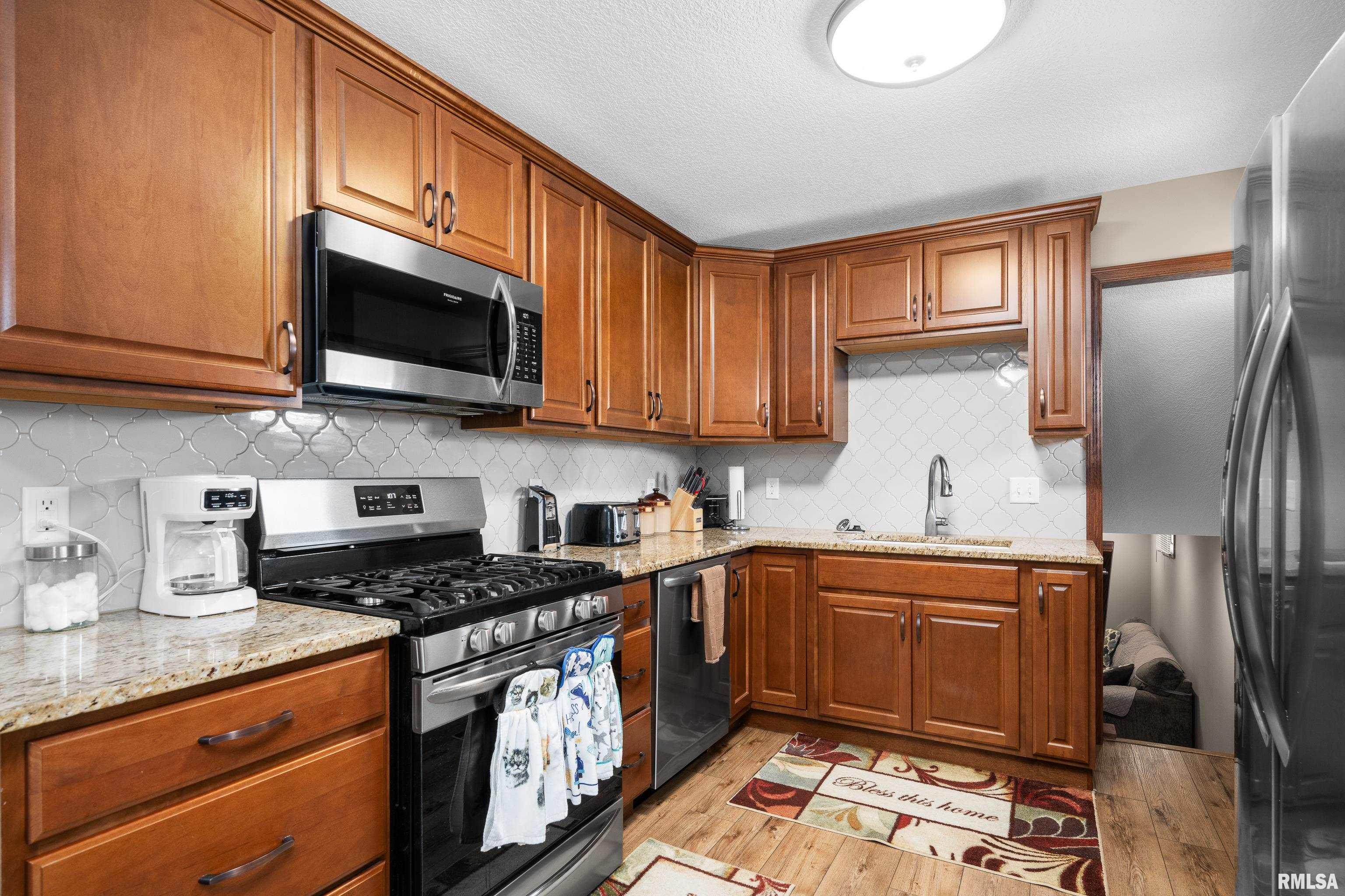 2614 W 59th Street, Davenport, Iowa image 15