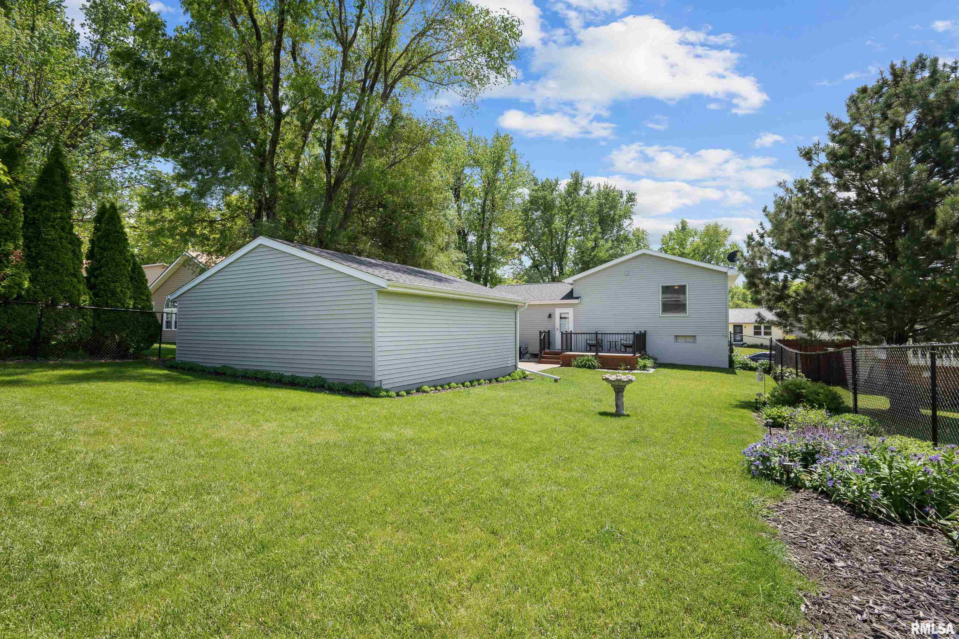 2614 W 59th Street, Davenport, Iowa image 31